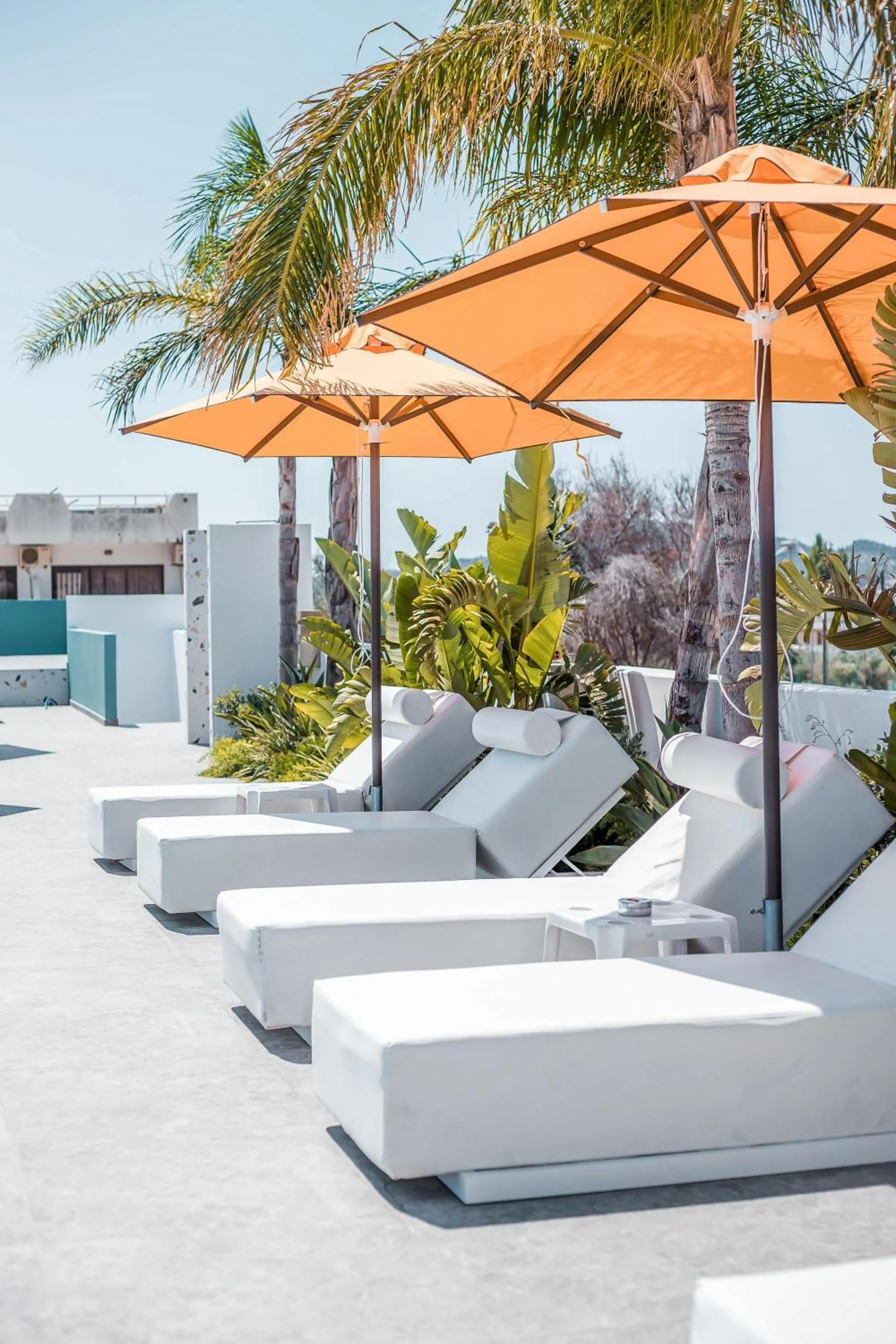 Summer in Mazoren Art Hotel