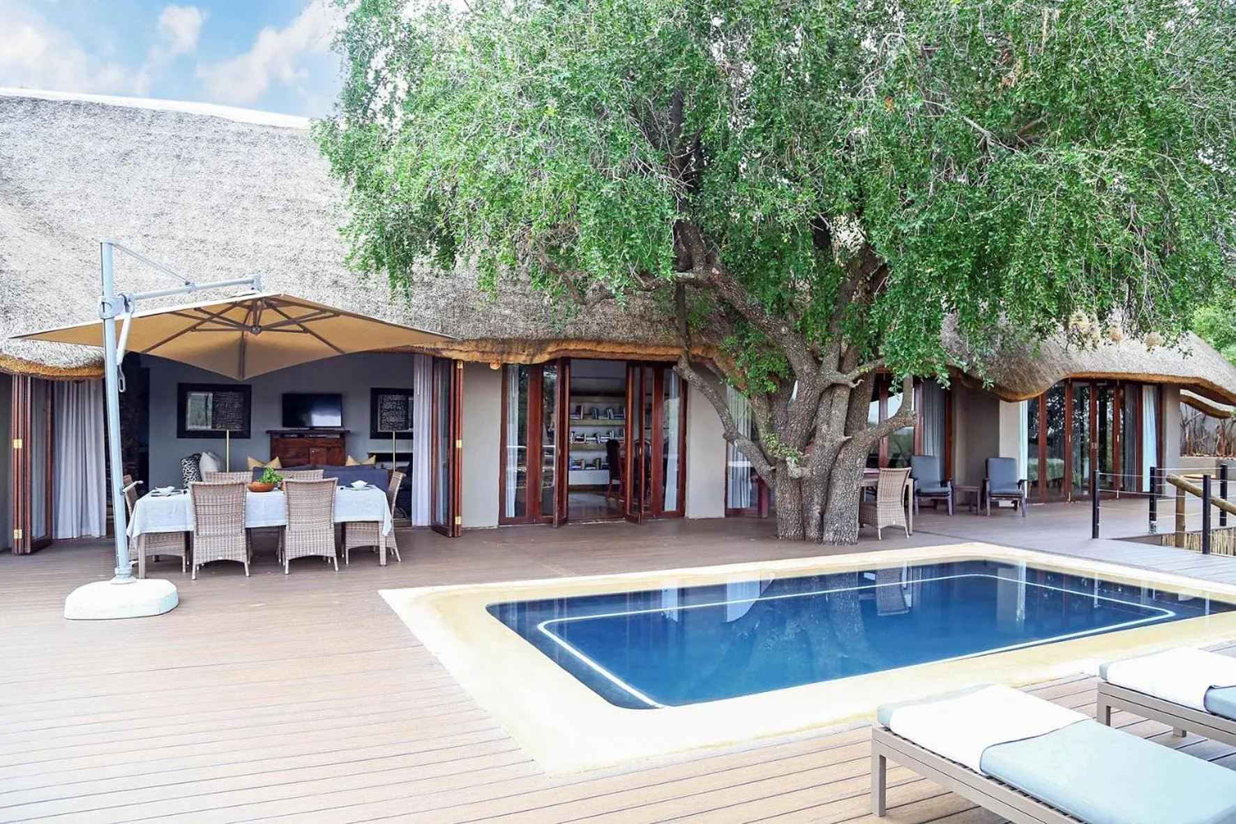 Madikwe Hills Private Game Lodge