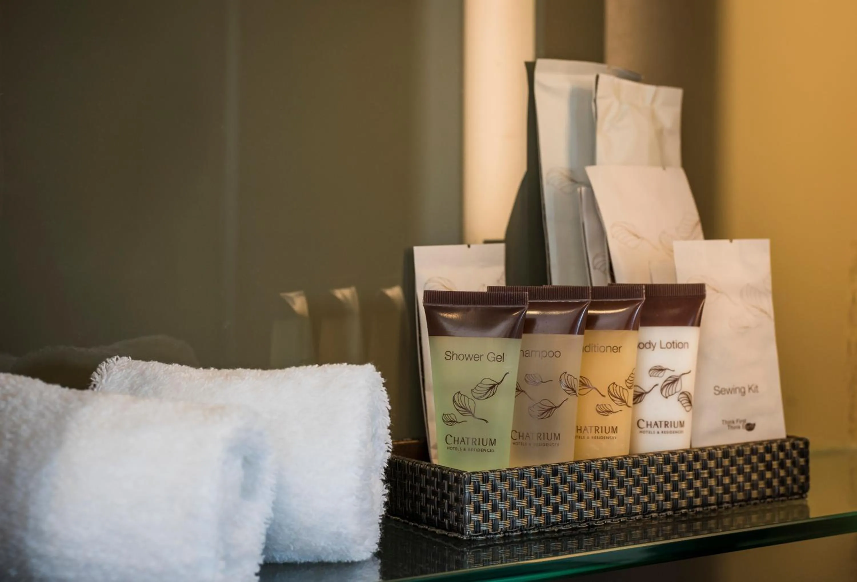 Toilet in Emporium Suites by Chatrium