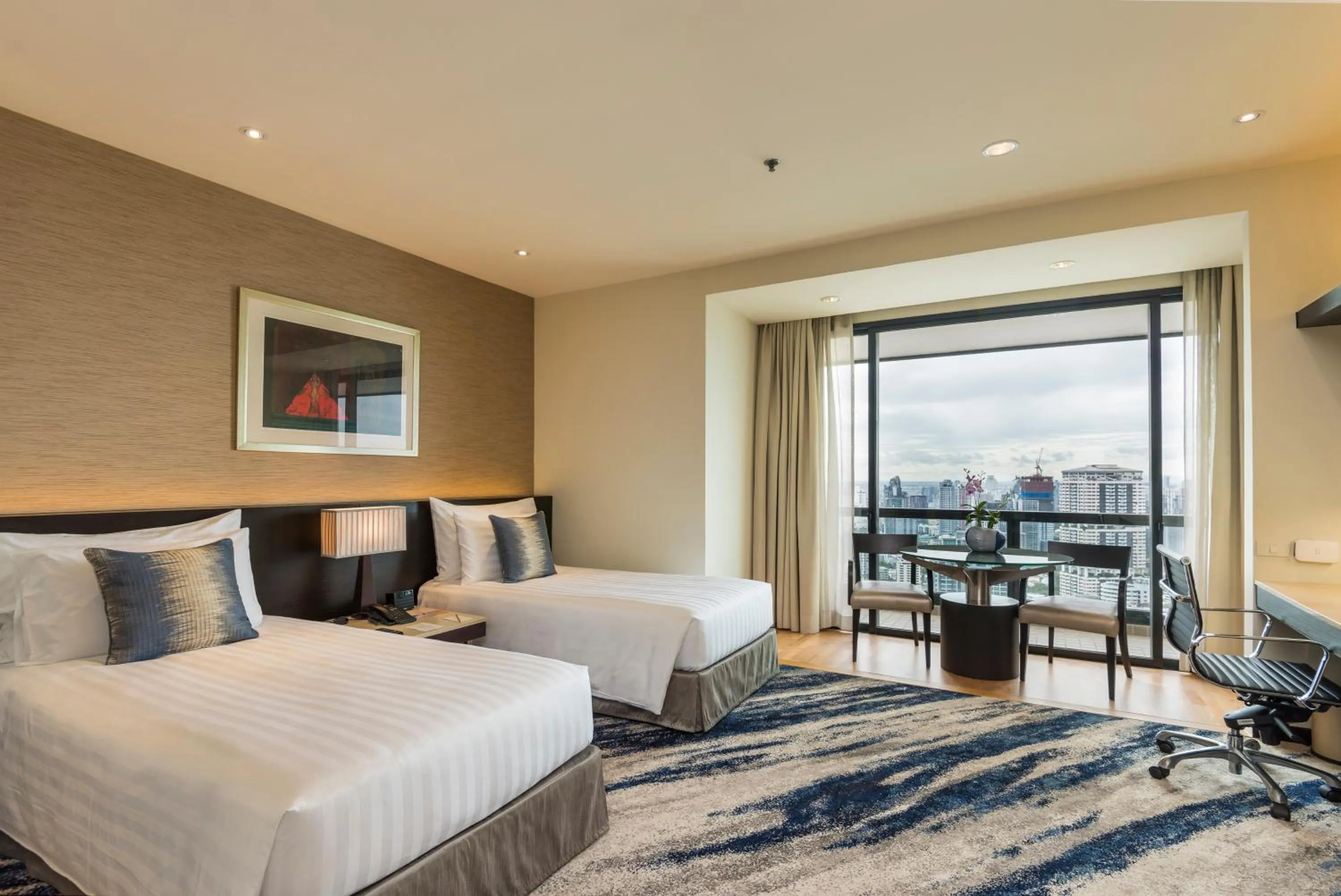 Bedroom, Bed in Emporium Suites by Chatrium