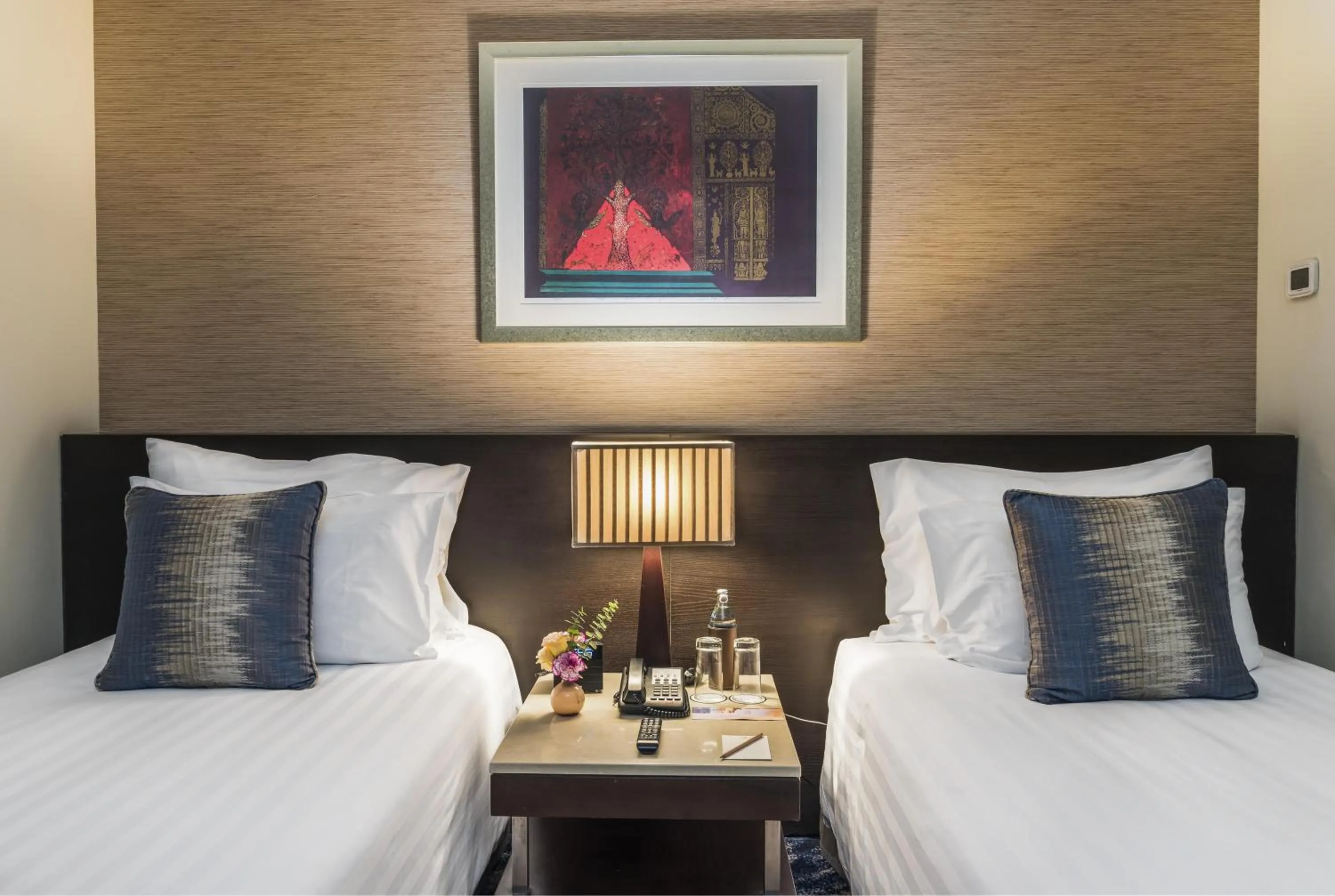 Bedroom, Bed in Emporium Suites by Chatrium