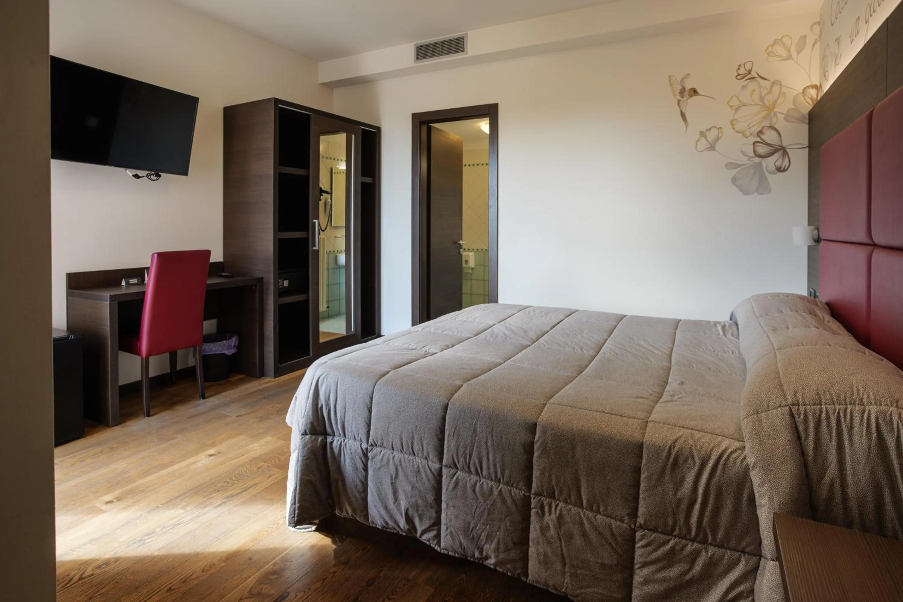 Bed in Hotel Ristorante Da Tonino