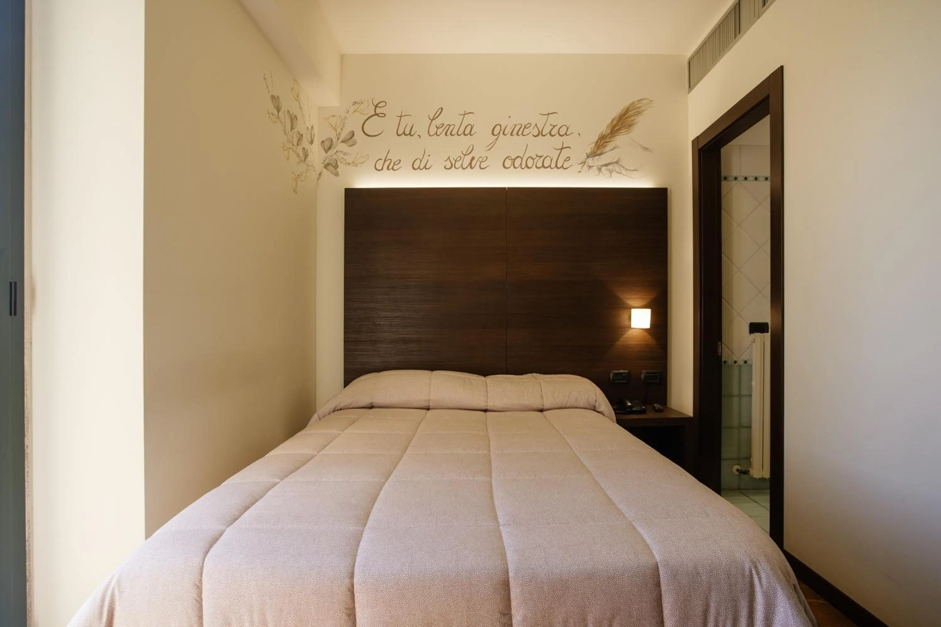 Bed in Hotel Ristorante Da Tonino