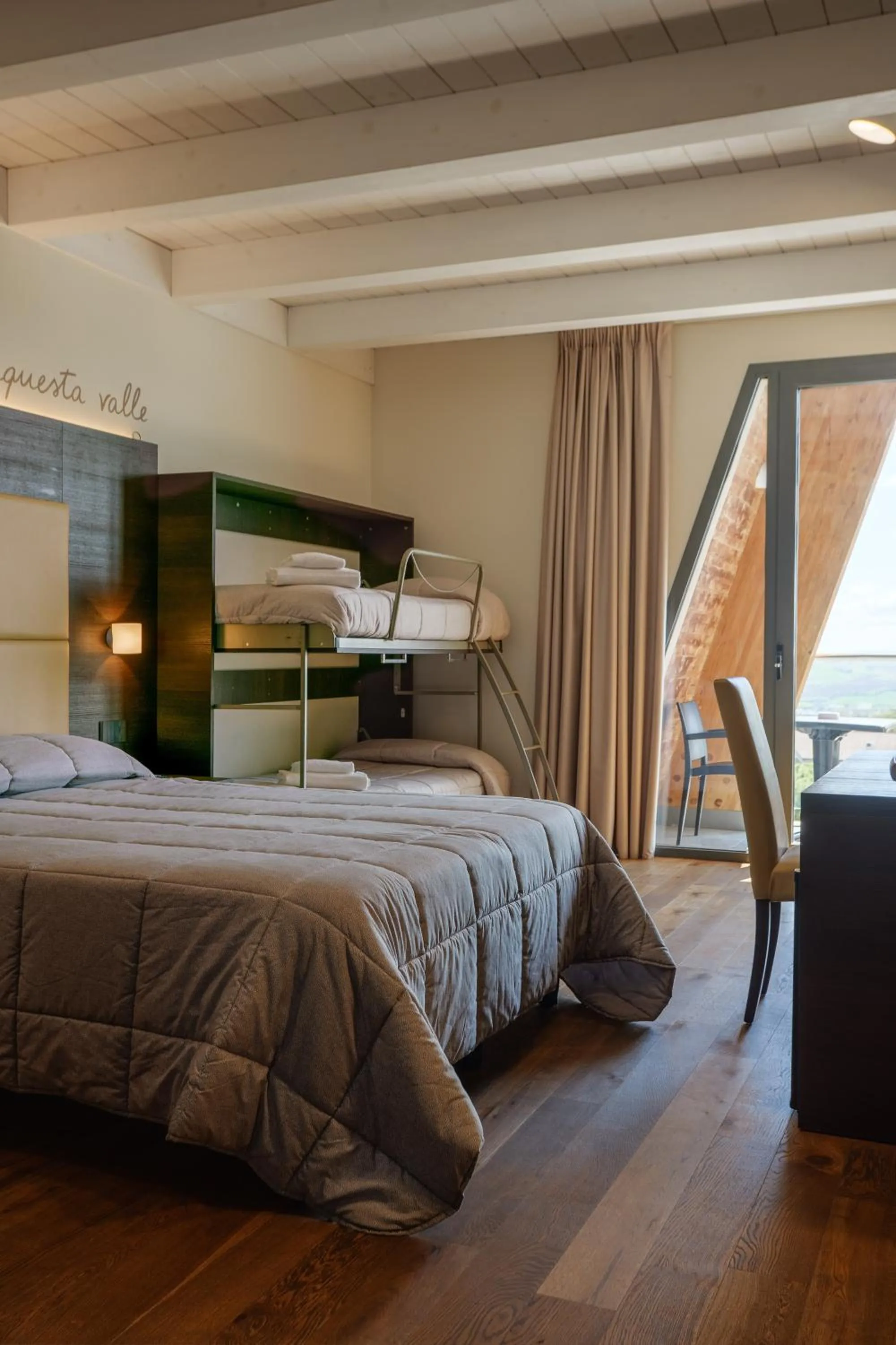 Bed in Hotel Ristorante Da Tonino