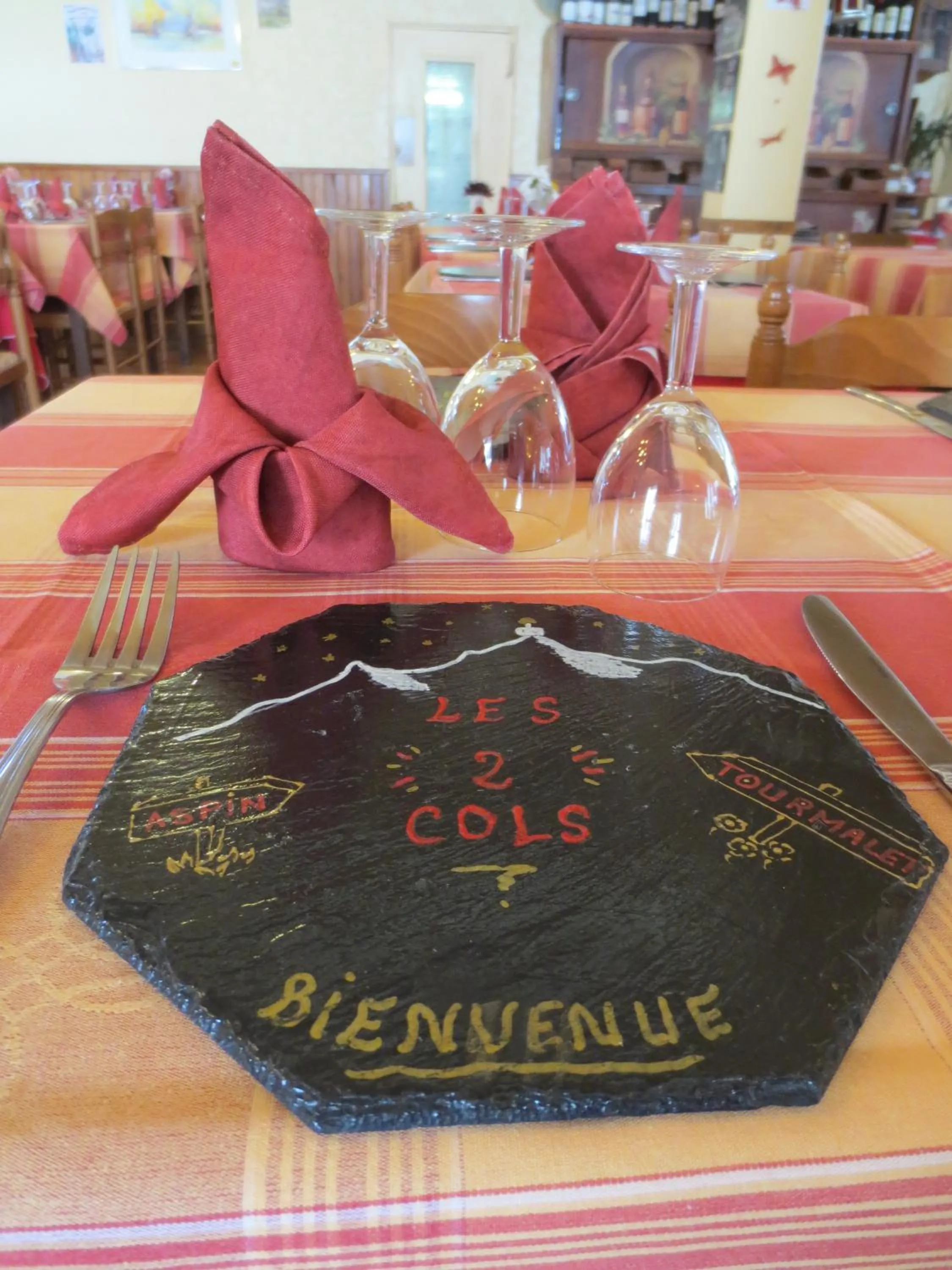 Restaurant/places to eat in Hôtel les Deux Cols