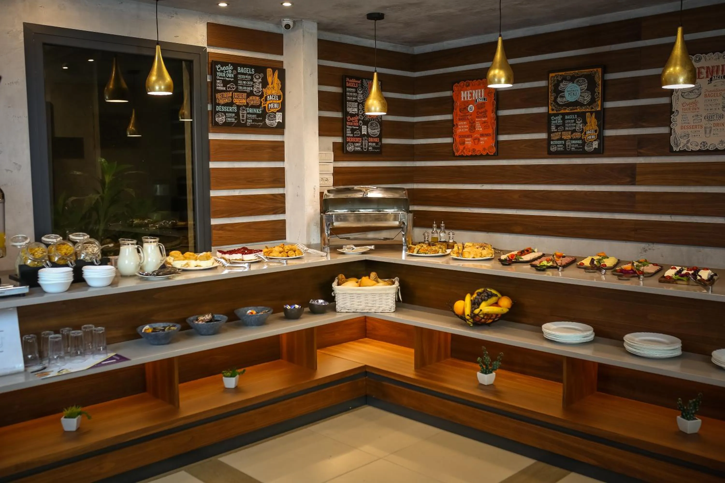 Food and drinks in Hotel Garni VIZURA Sport