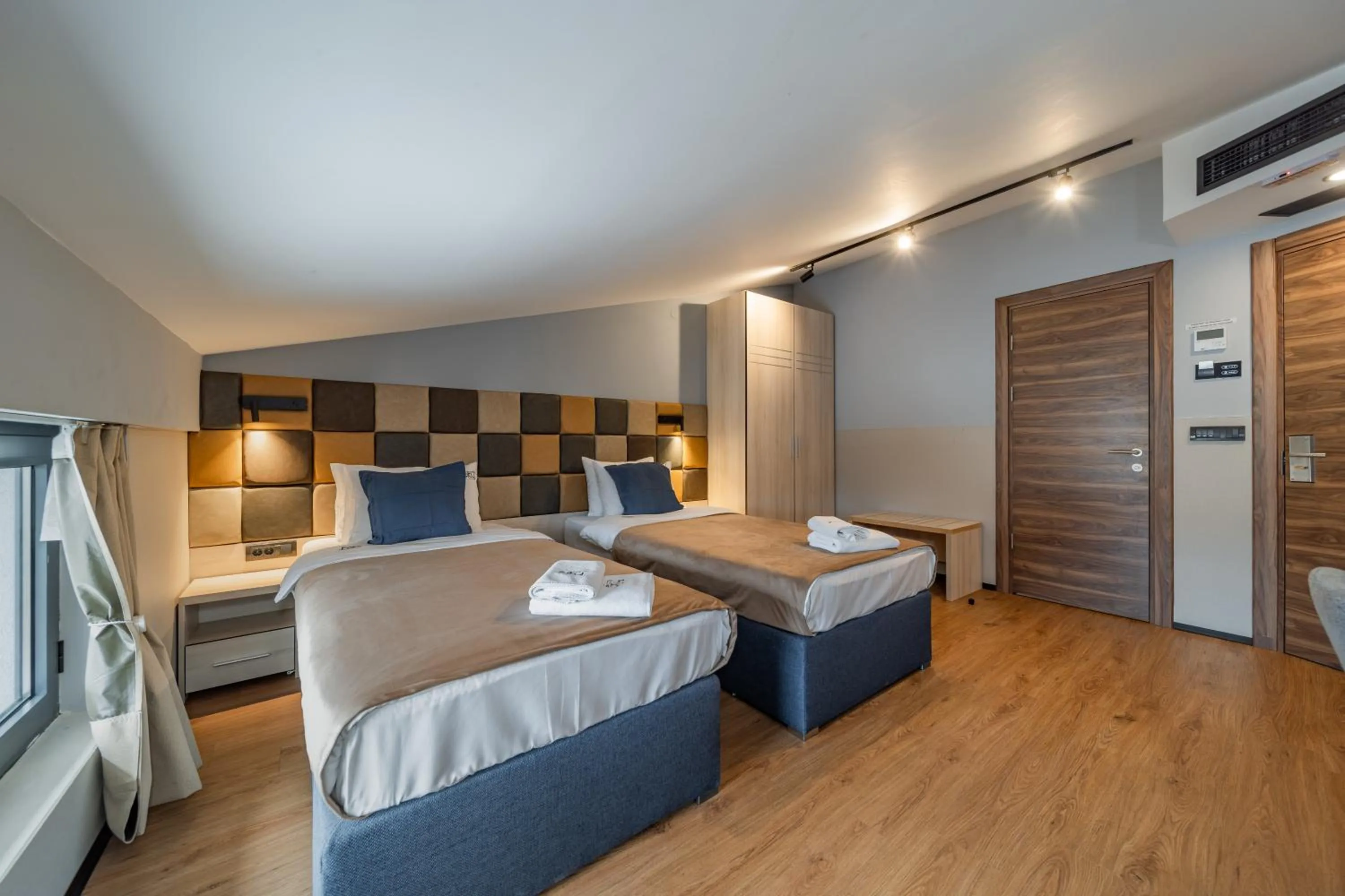 Bed in Hotel Garni VIZURA Sport