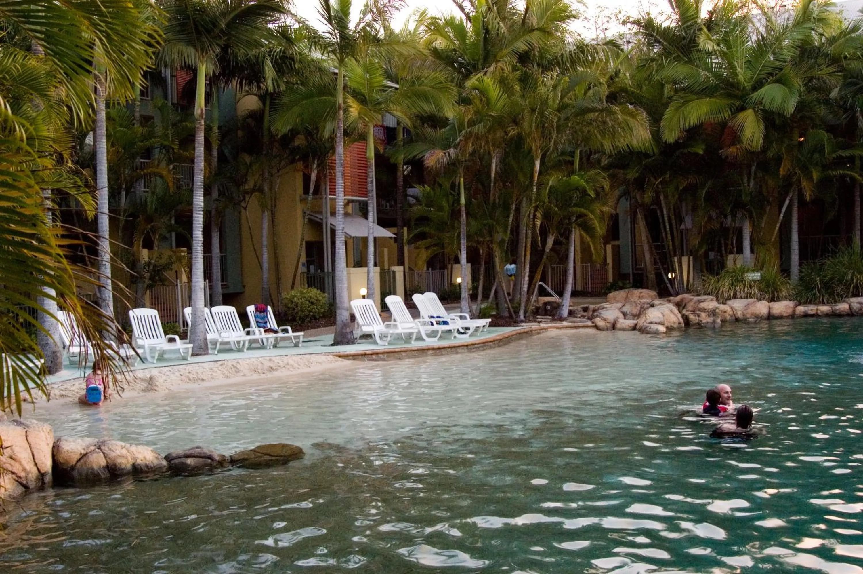 Pool view in Diamond Sands Resort