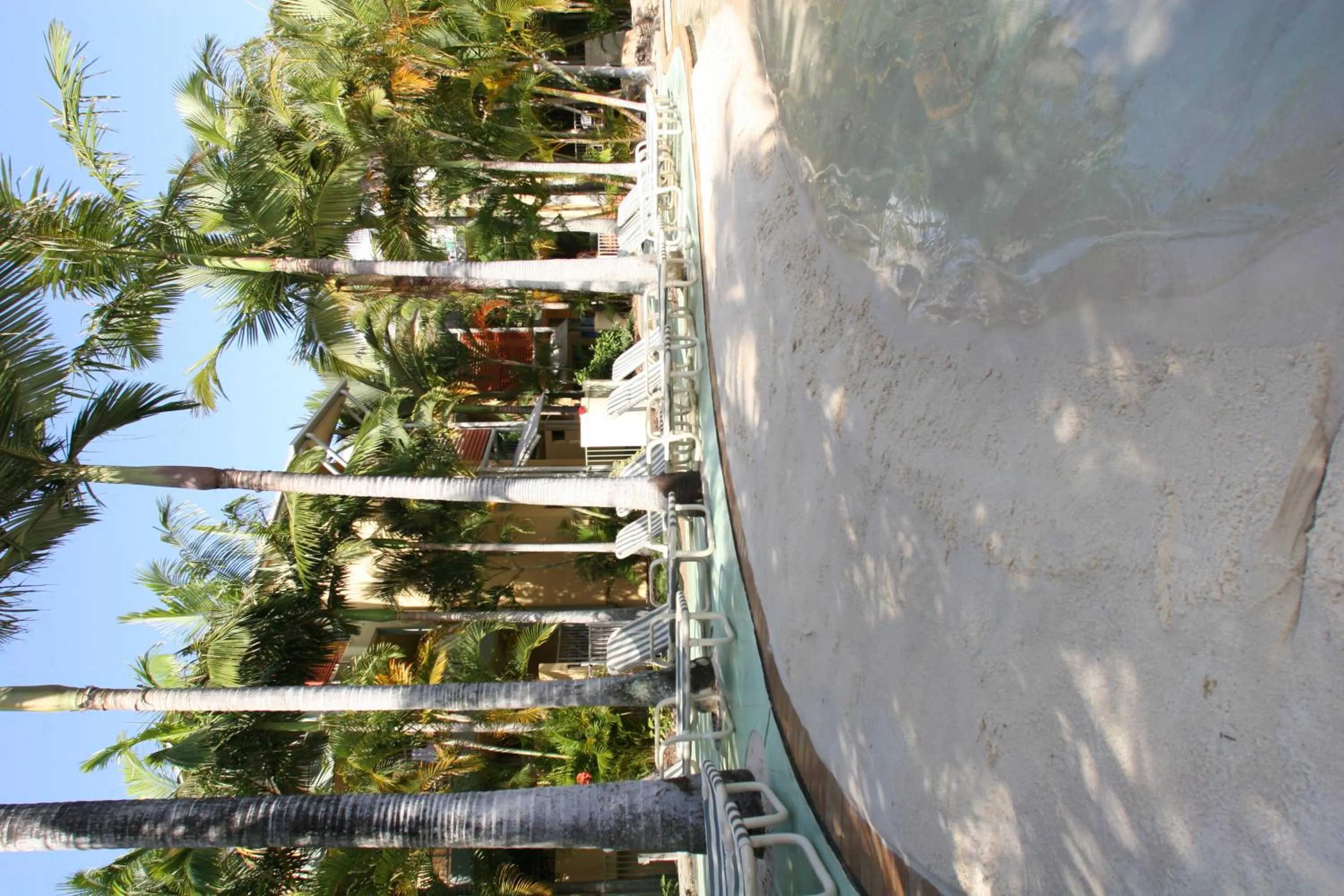 Swimming pool in Diamond Sands Resort