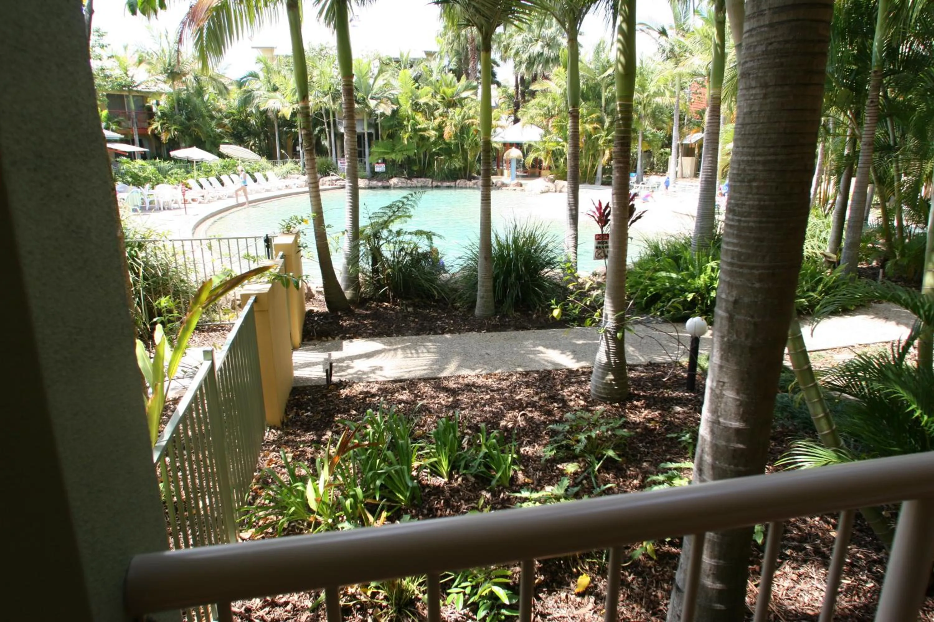 Pool view in Diamond Sands Resort