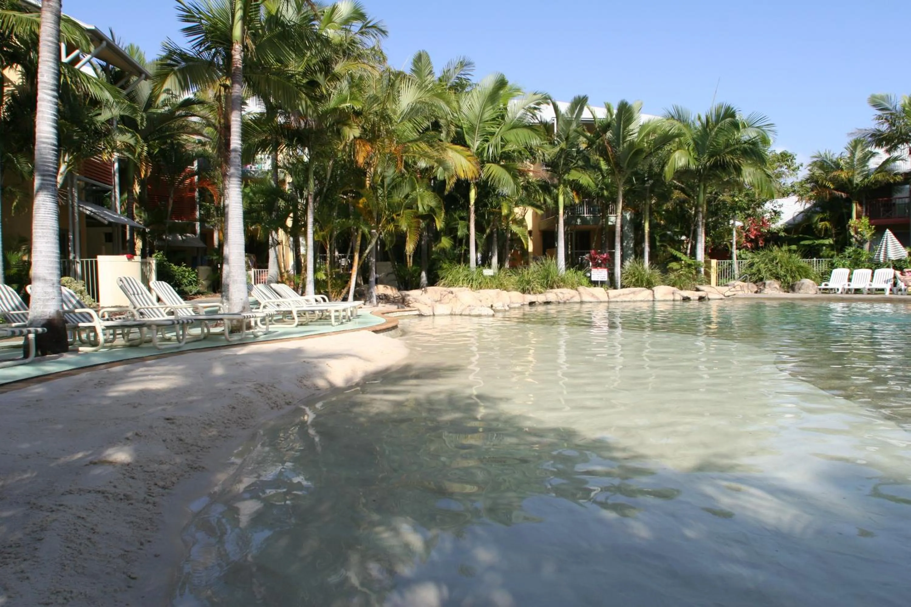 Swimming pool in Diamond Sands Resort