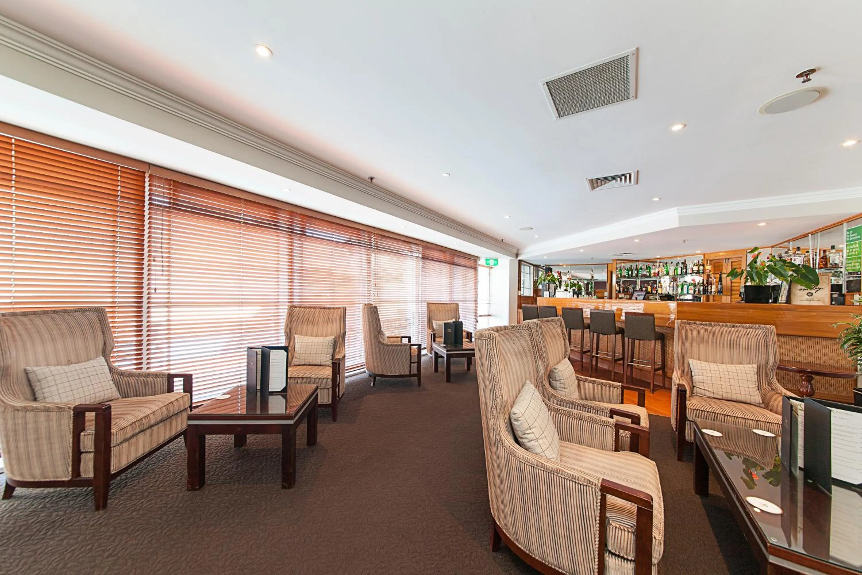 Lounge or bar in VR Rotorua Lake Resort
