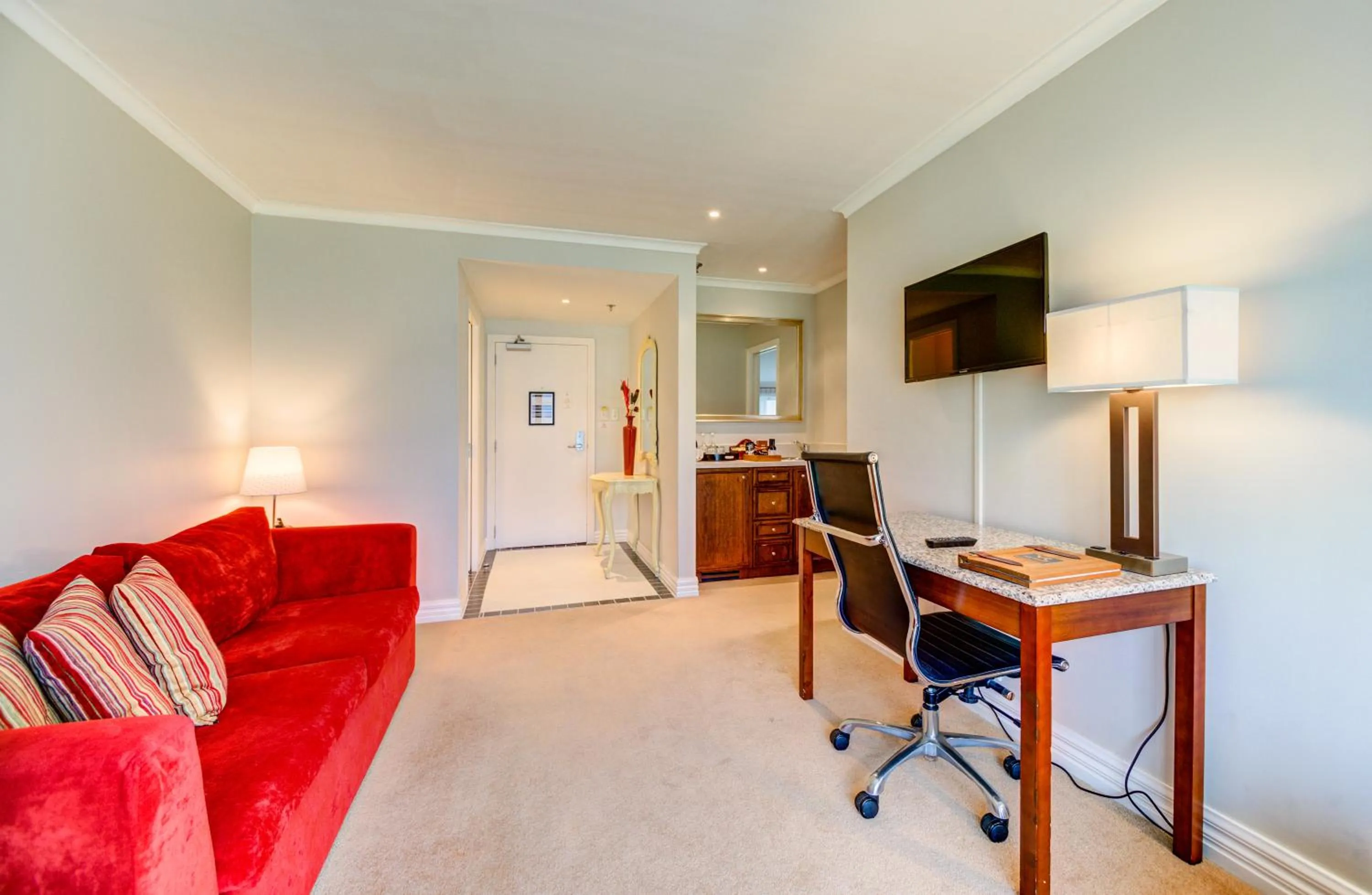 TV and multimedia in VR Rotorua Lake Resort