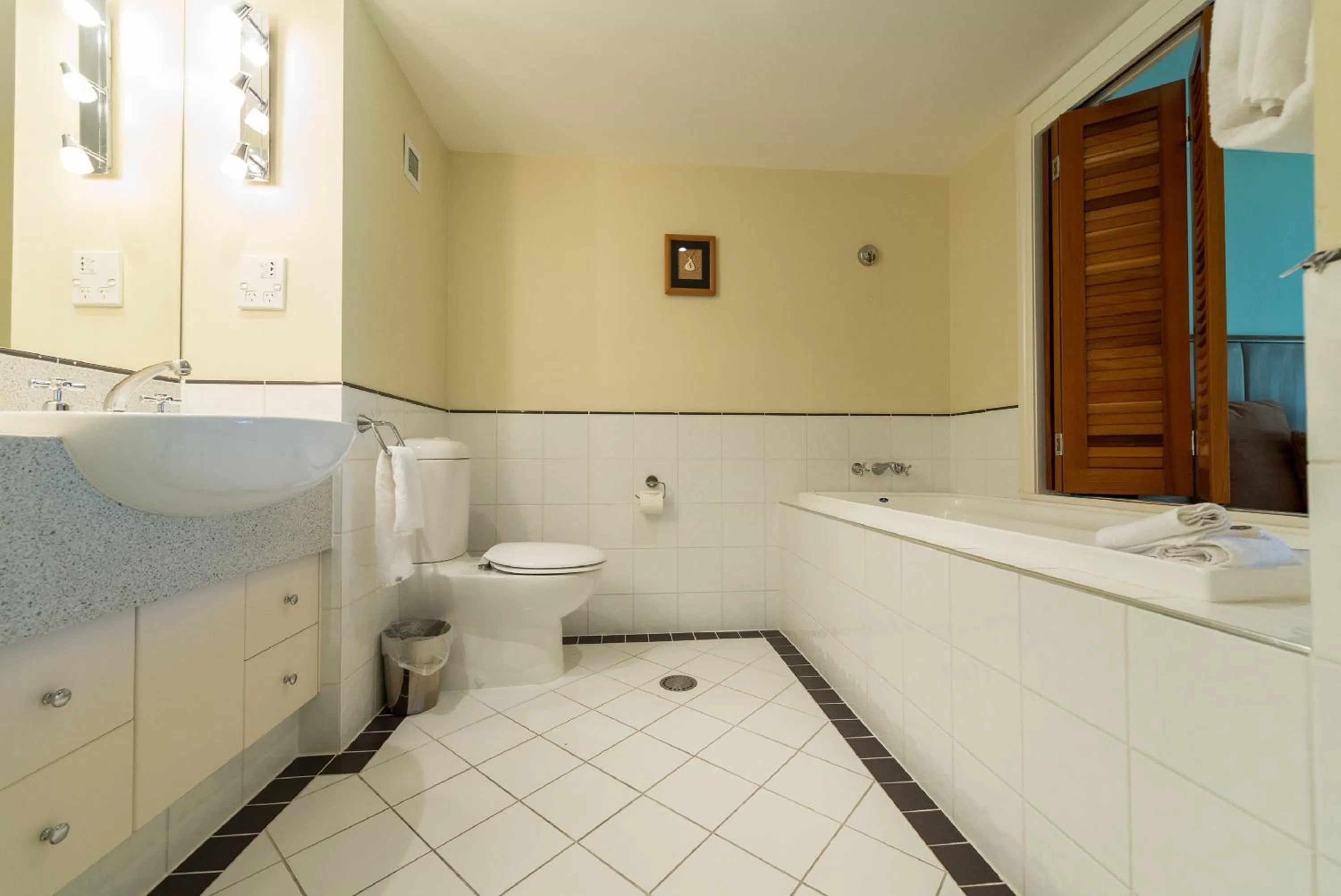 Bathroom in VR Rotorua Lake Resort