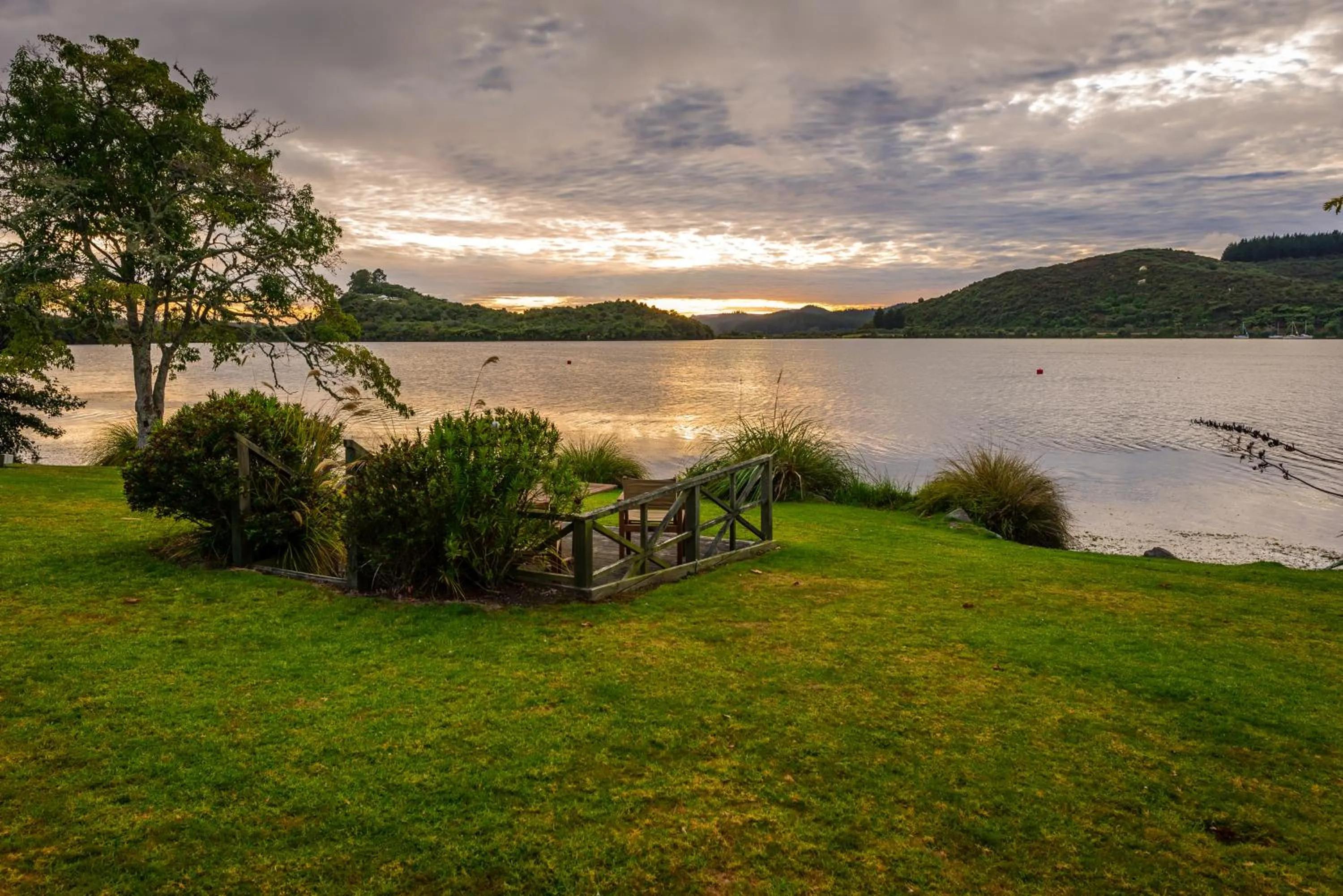 Natural landscape in VR Rotorua Lake Resort