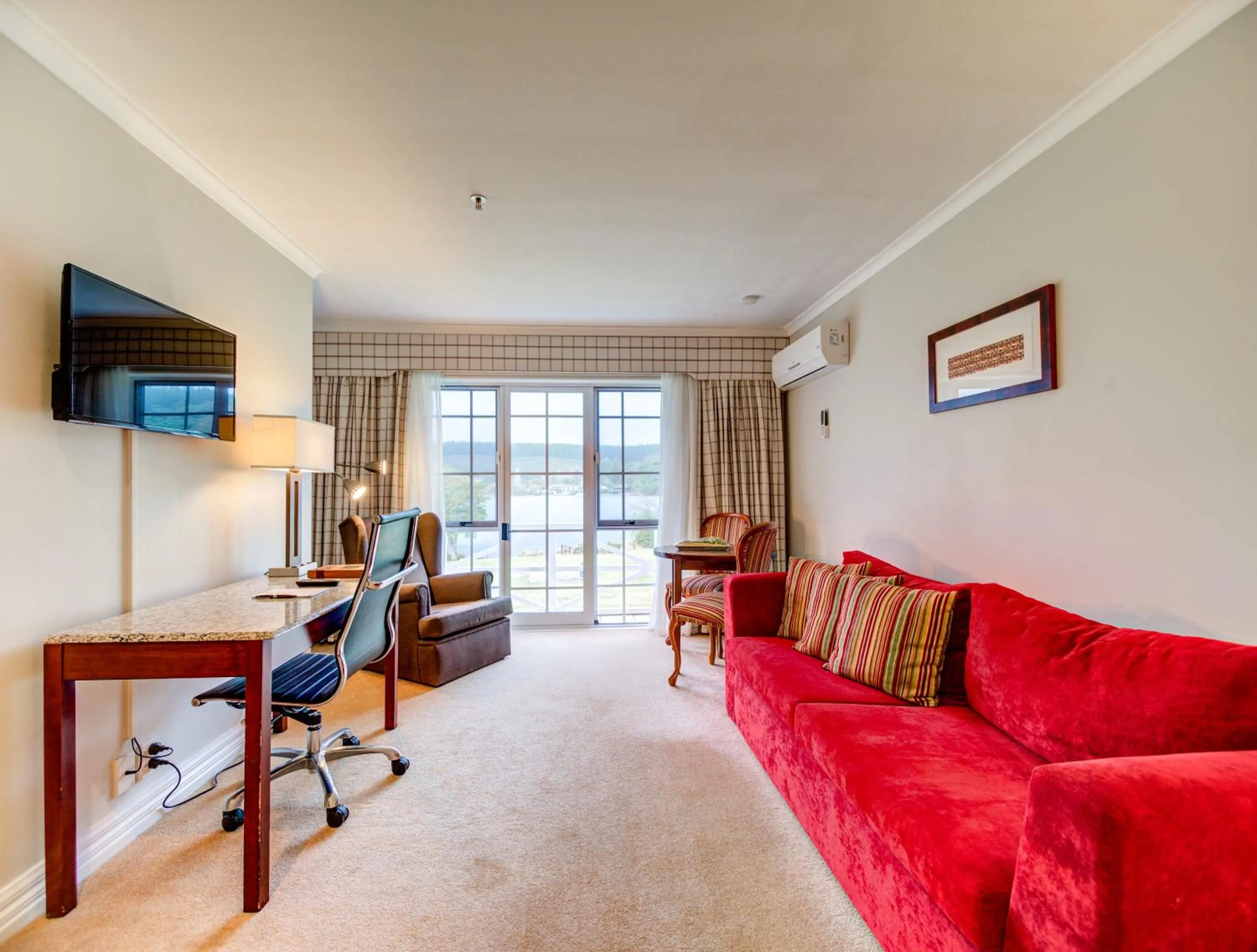 Living room in VR Rotorua Lake Resort