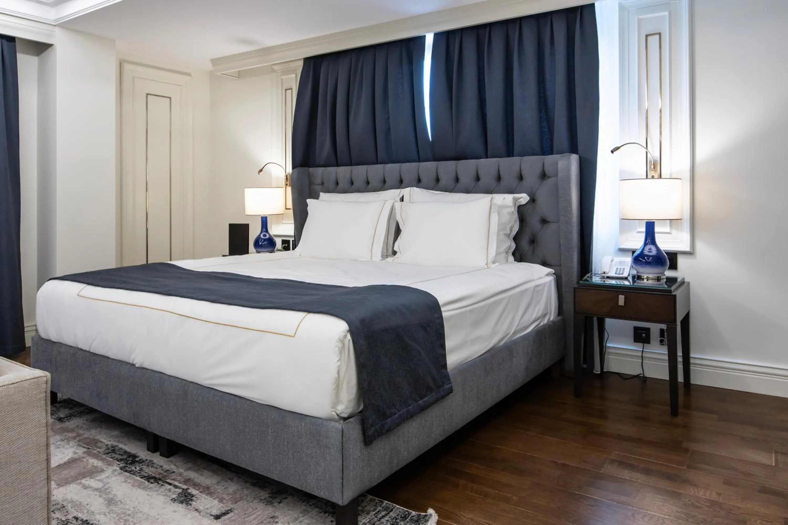 Bed in Xheko Imperial Luxury Hotel & SPA