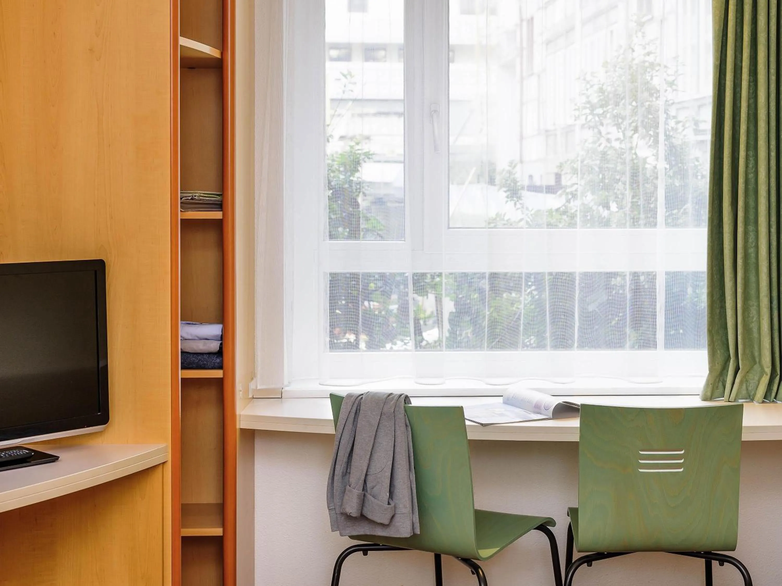 Bedroom in Hotel Ibis Bregenz