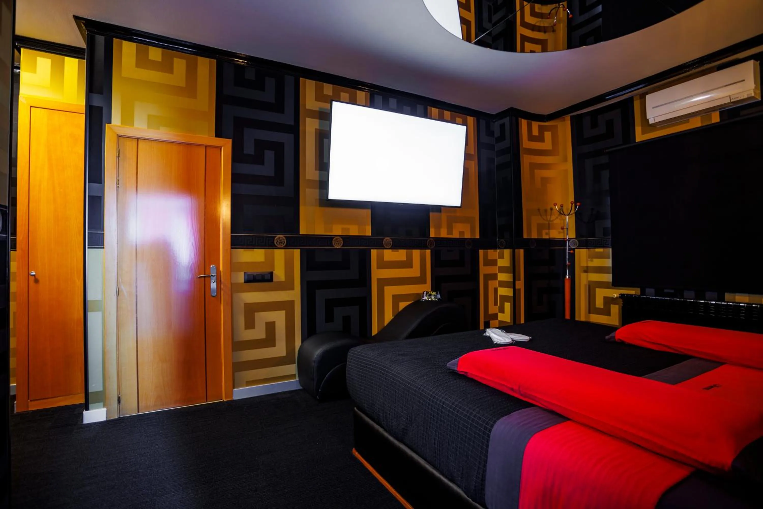 Bed in Motel Venus Santiago