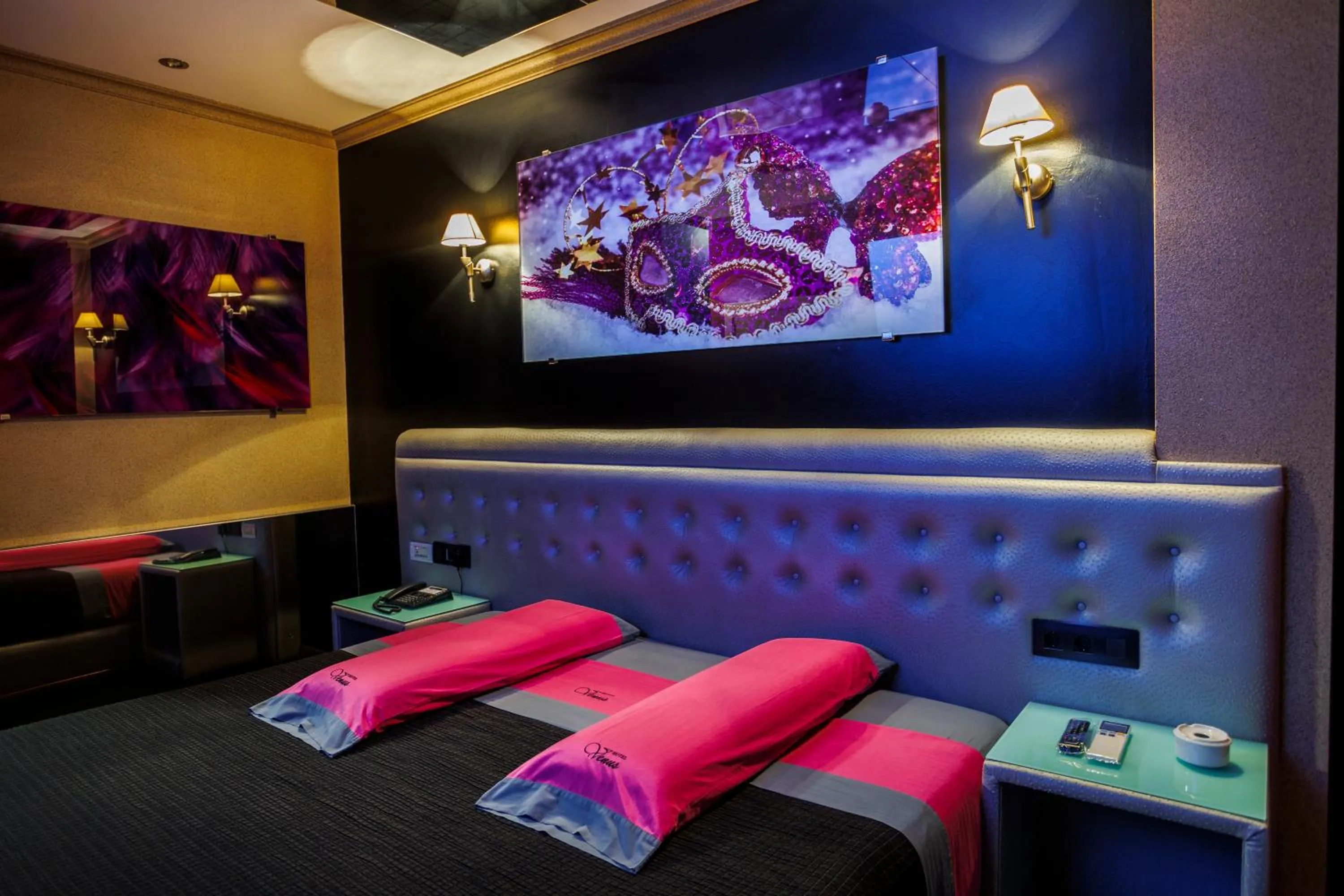 Bed in Motel Venus Santiago