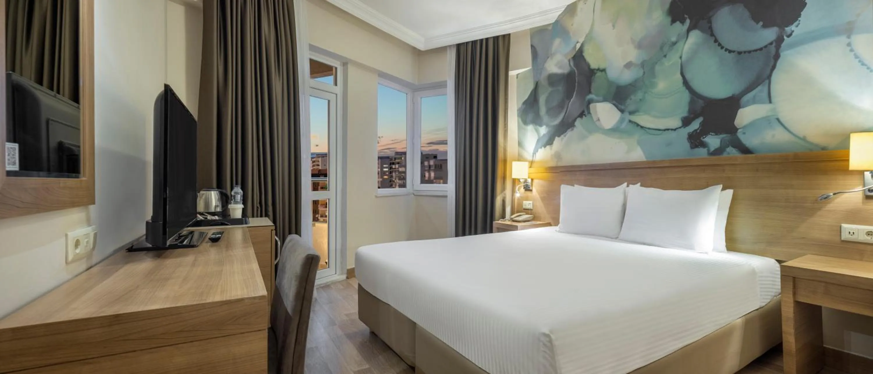 Massage, Bed in Wyndham Garden Lara