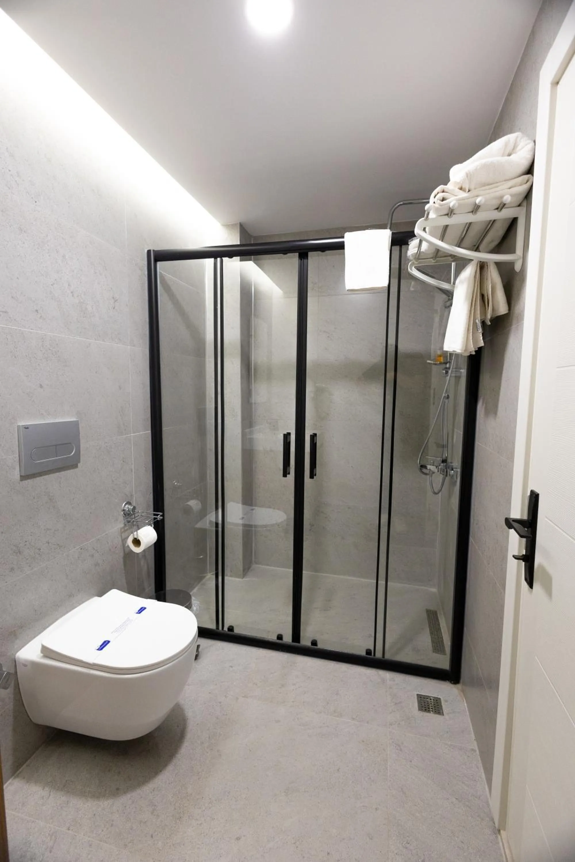 Shower in Ottoman Palace Hotel Edirne