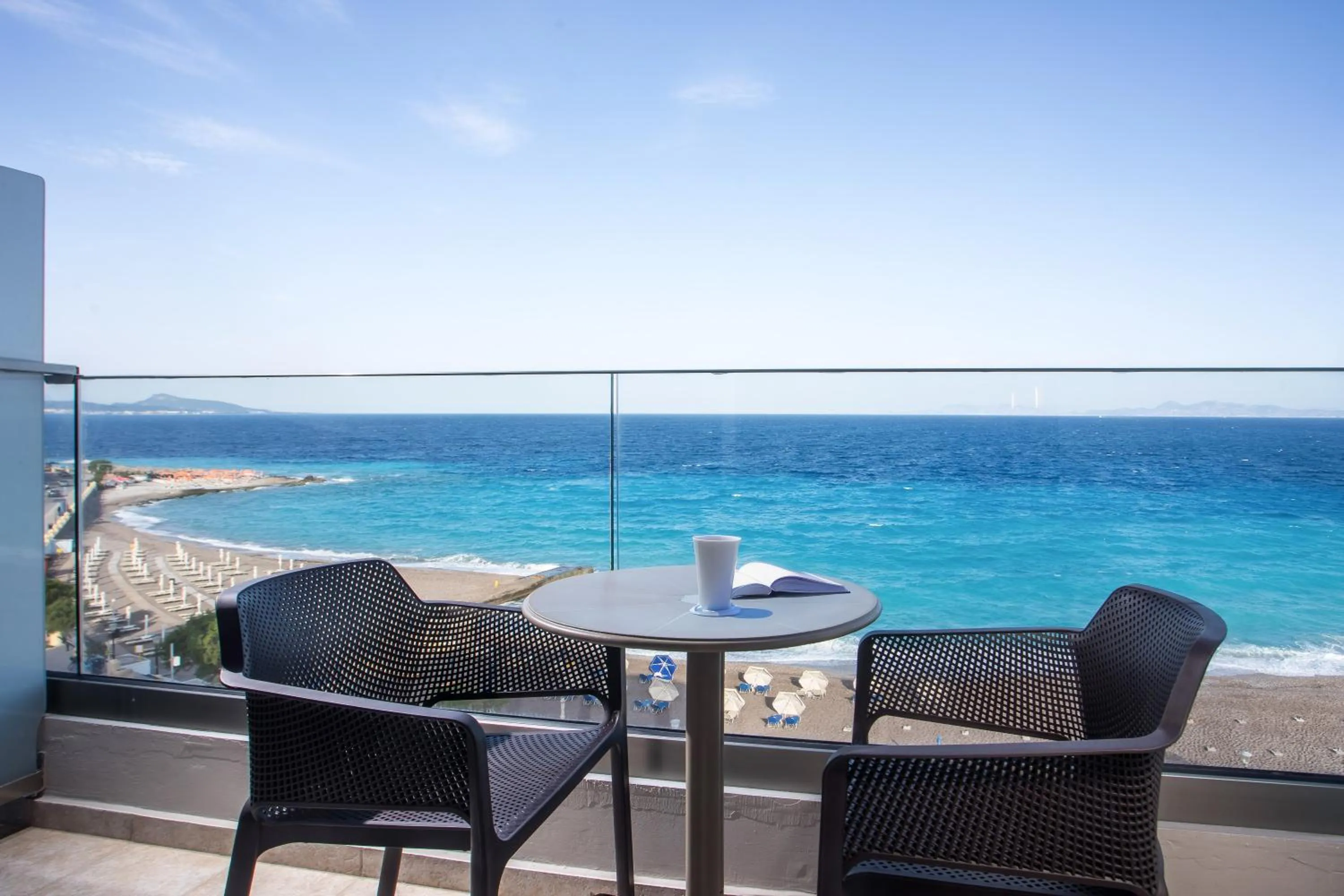 Summer in Hotel Riviera