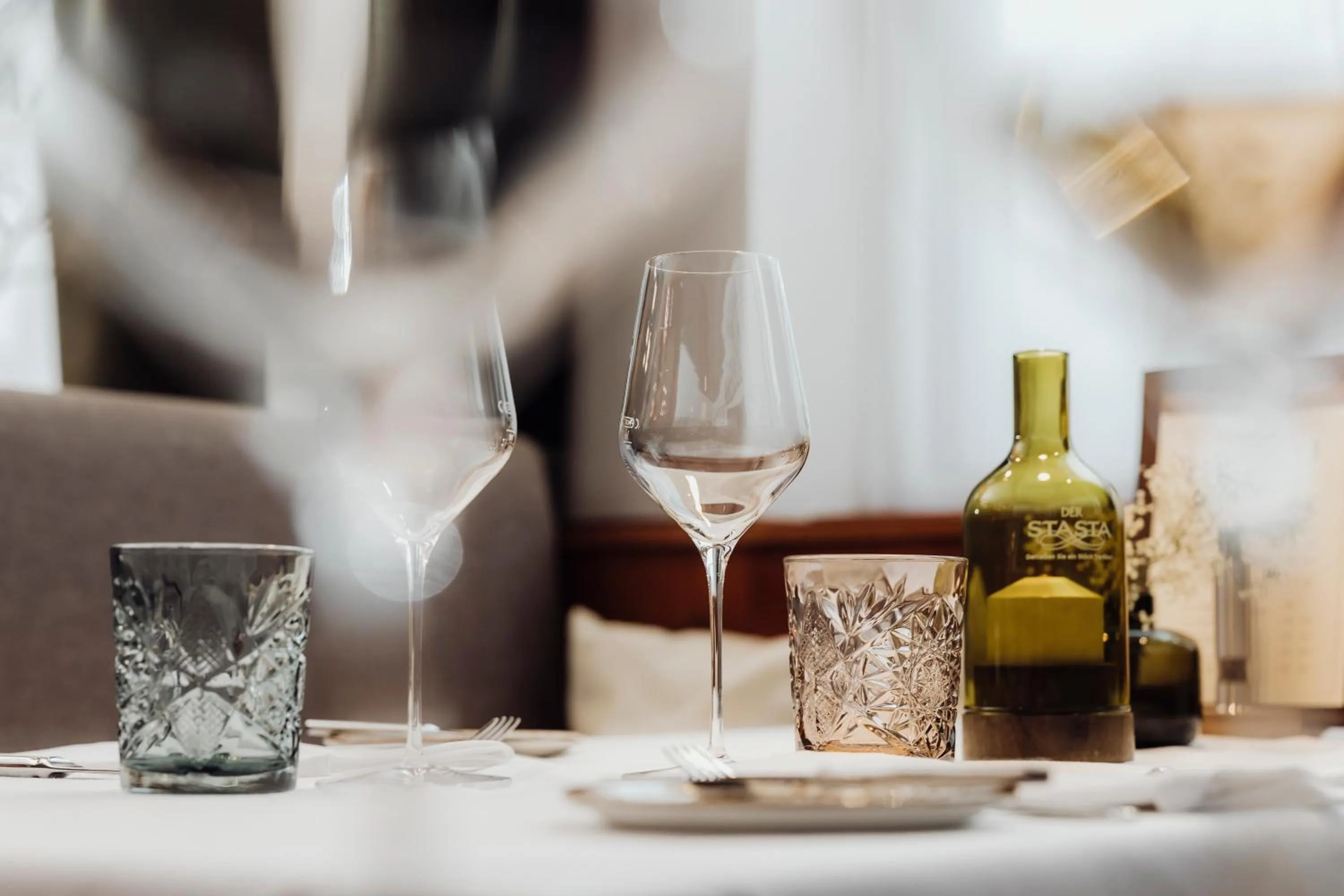 Restaurant/places to eat in Der Stasta