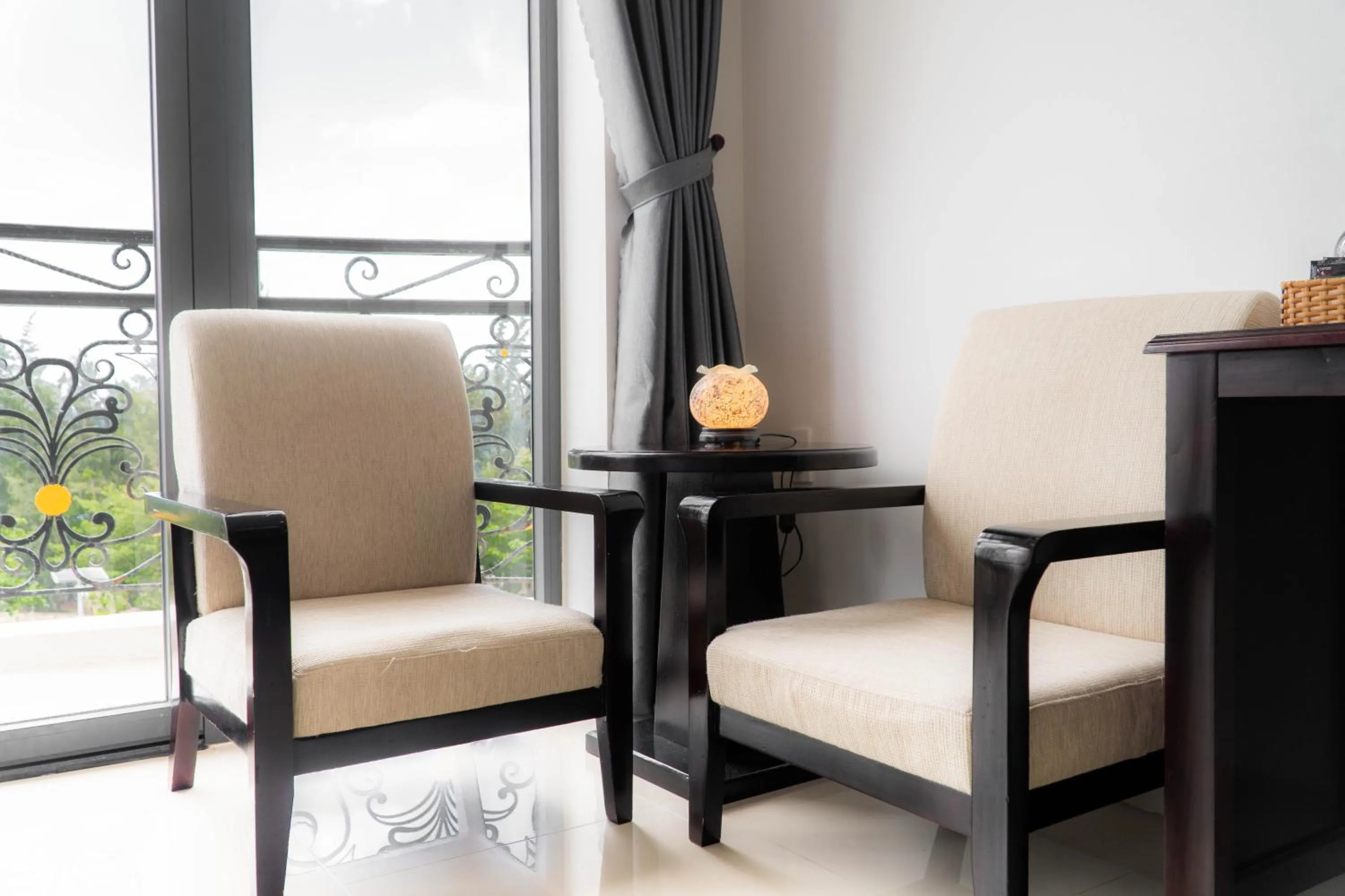 Seating area in Con Son Blue Sea Hotel