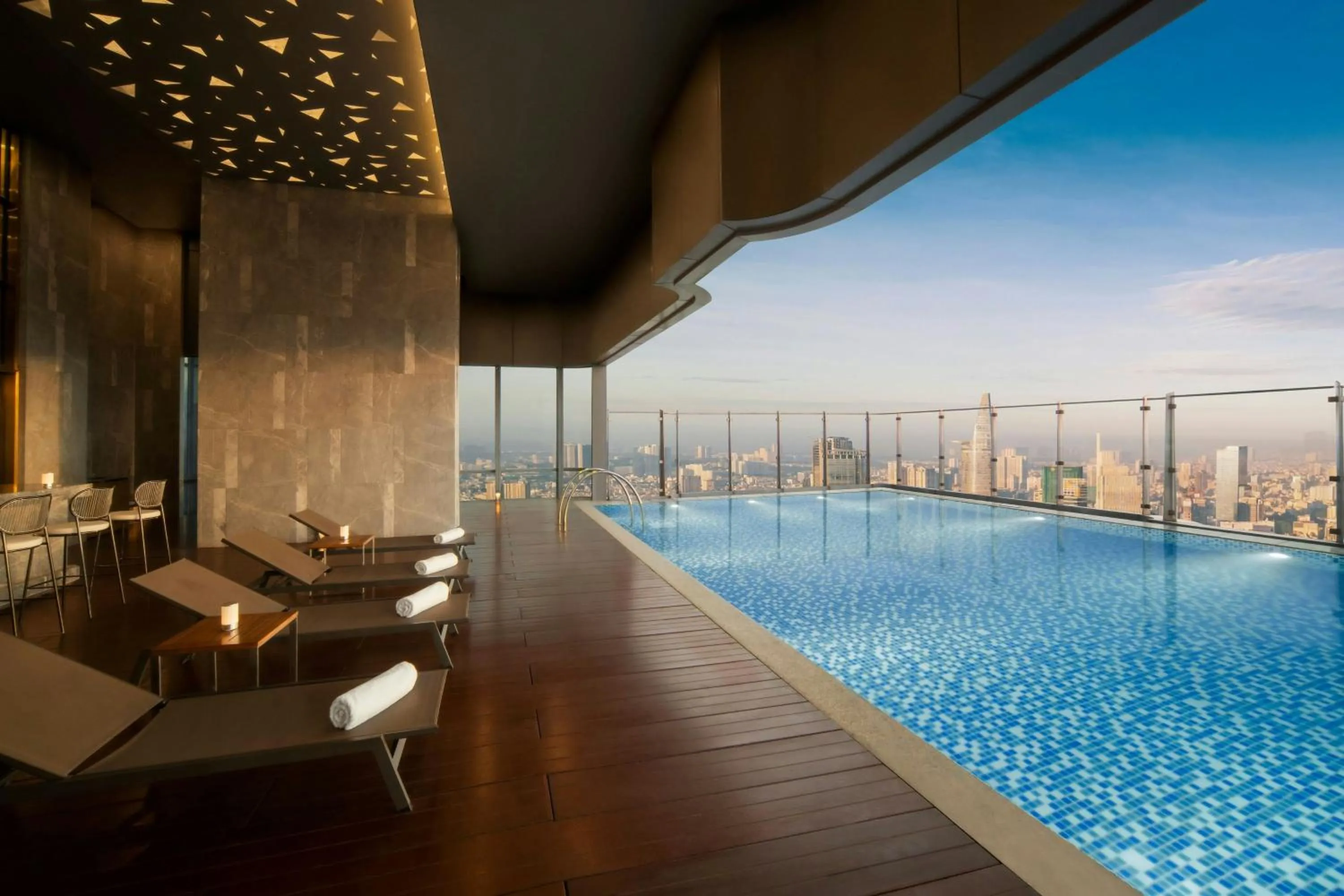 Swimming pool in Vinpearl Landmark 81, Autograph Collection