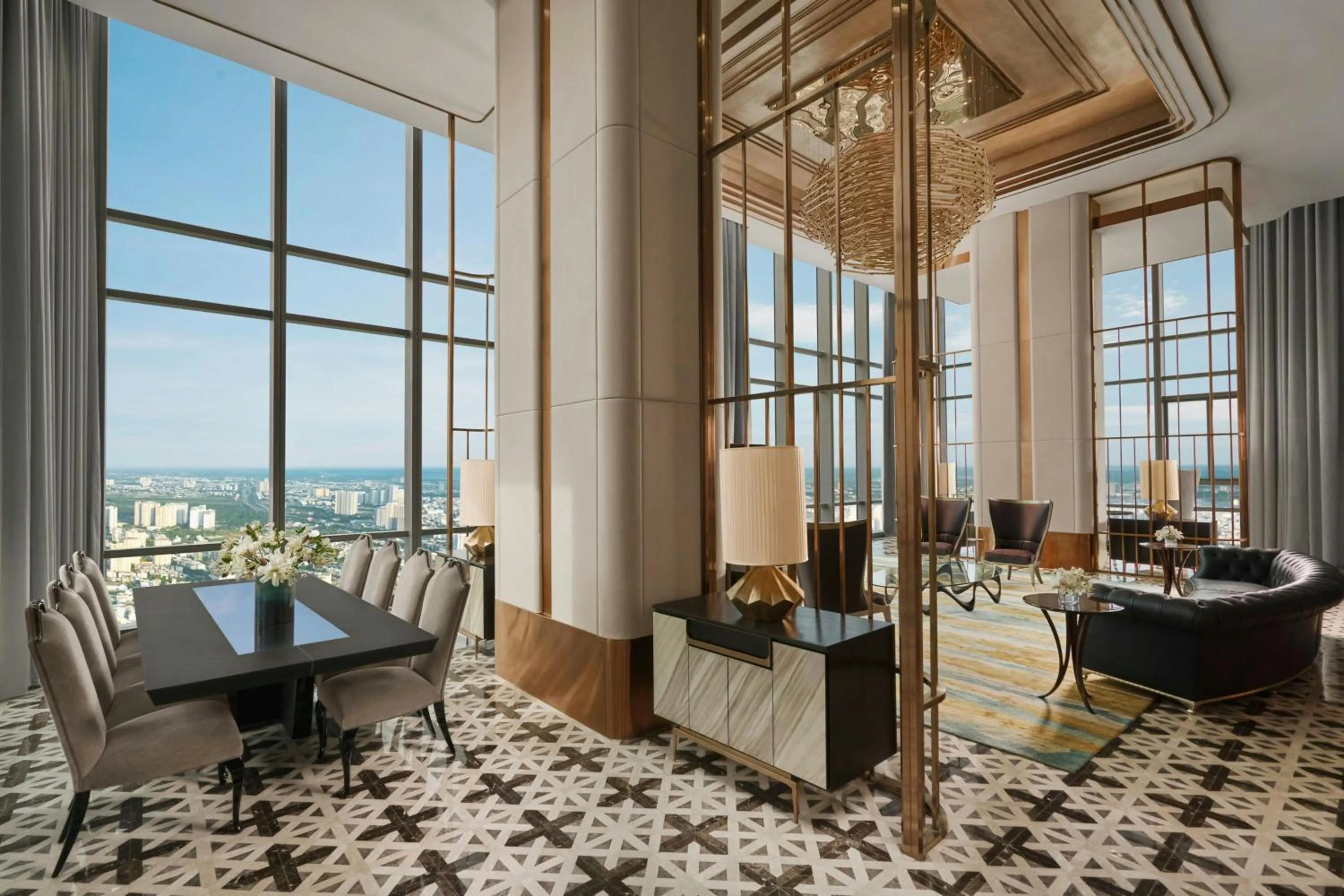 Photo of the whole room in Vinpearl Landmark 81, Autograph Collection