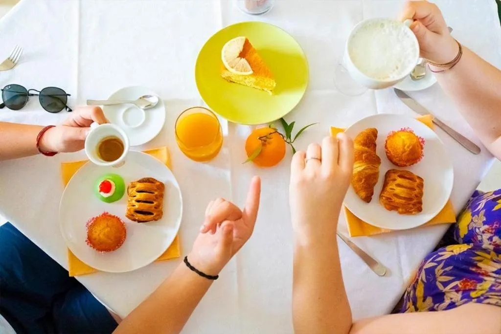 Food and drinks in Medimare Residence Club