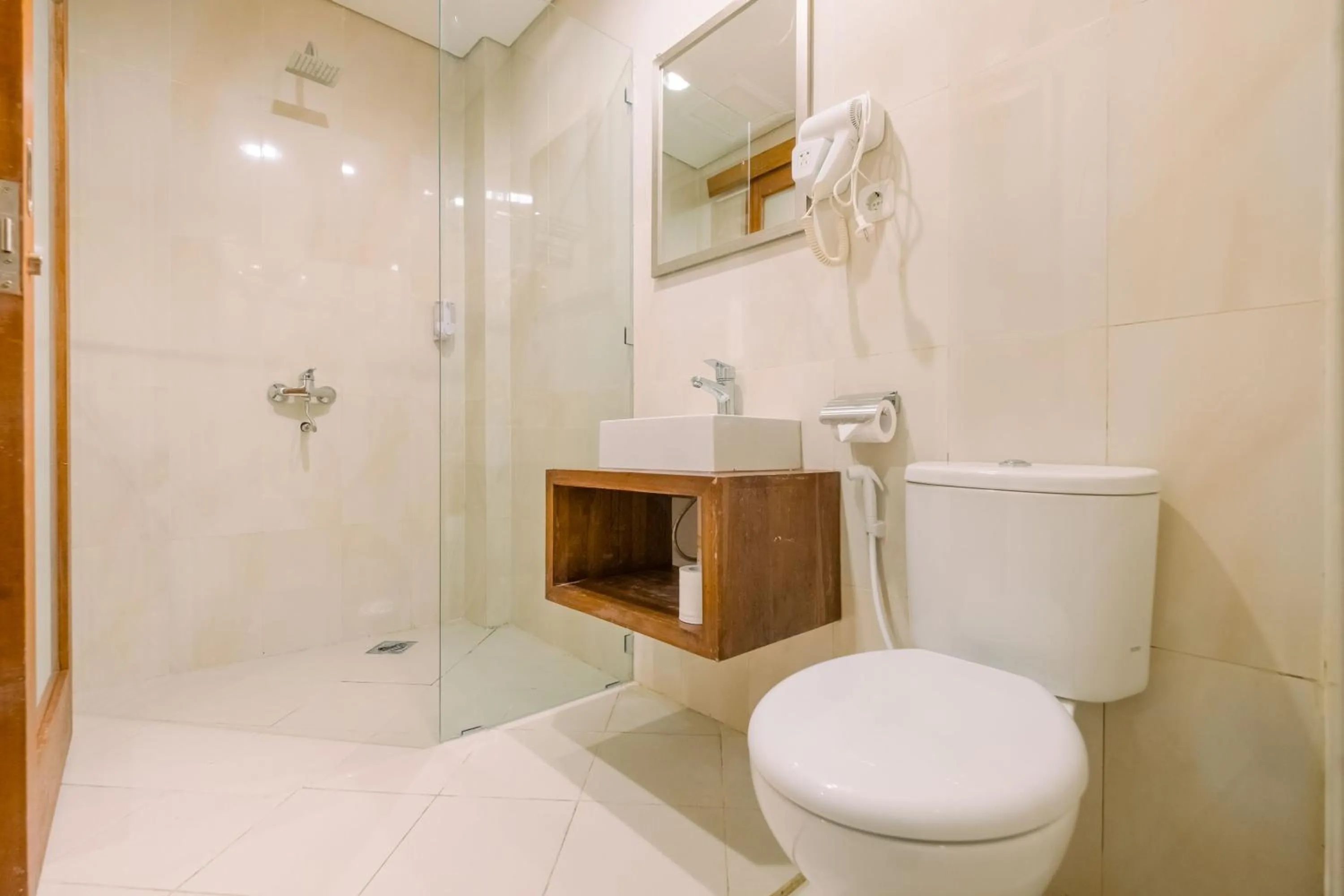 Bathroom in Caroline Guest House