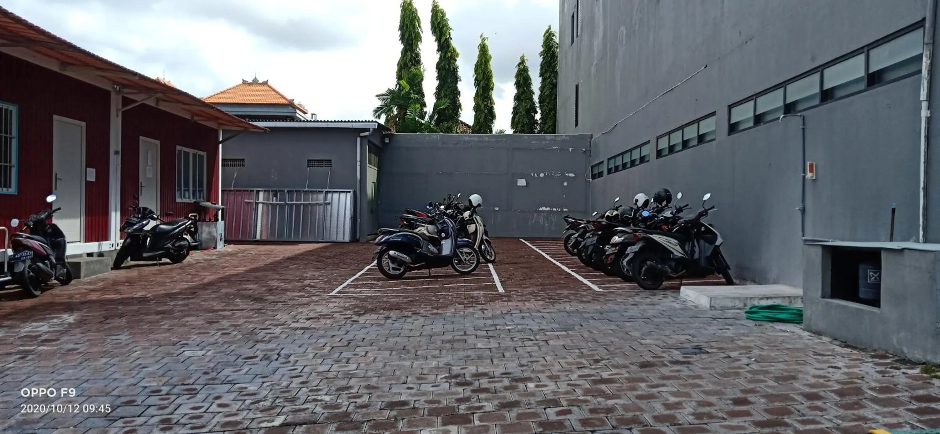 Parking in Caroline Guest House