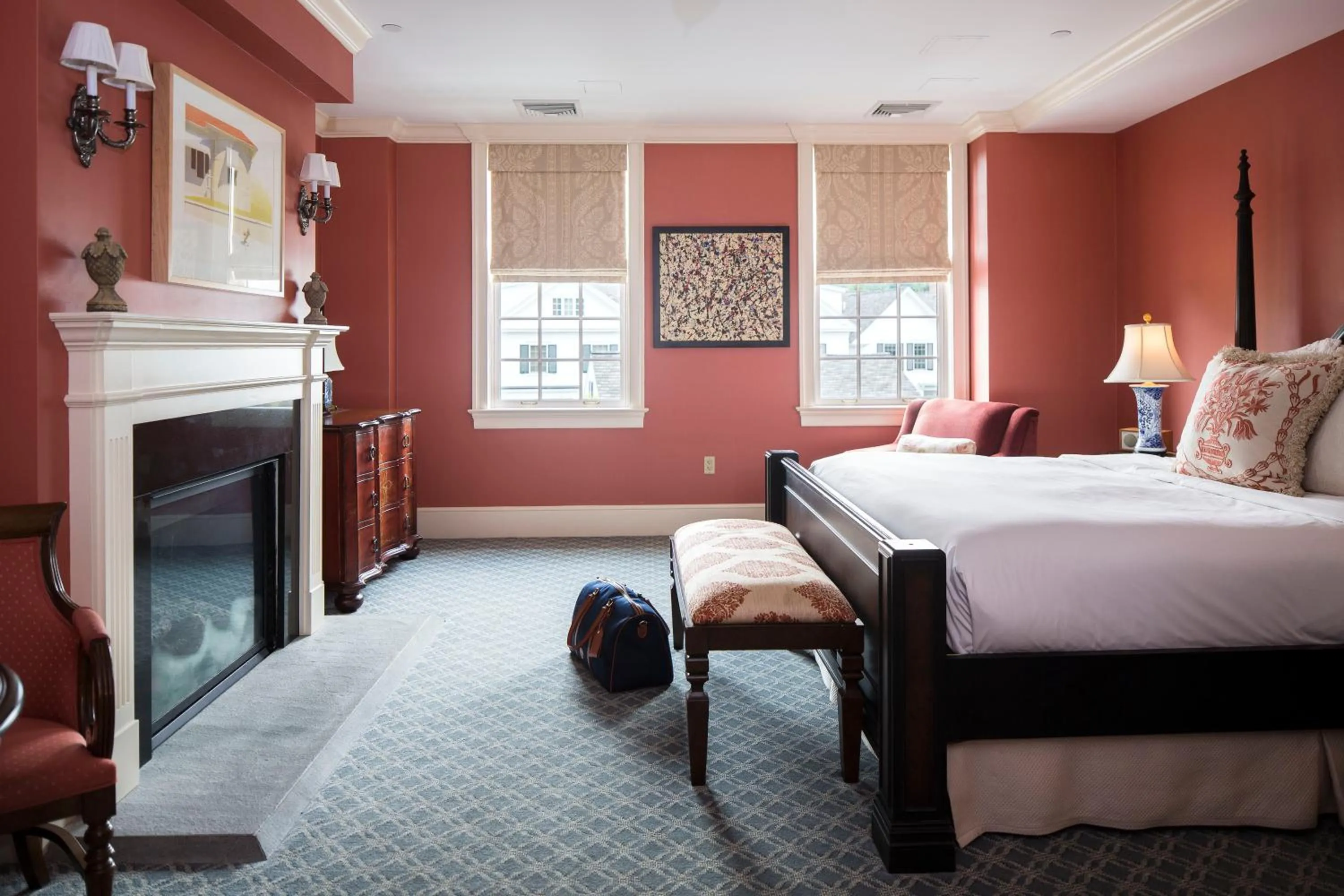 Bed in Delamar Southport