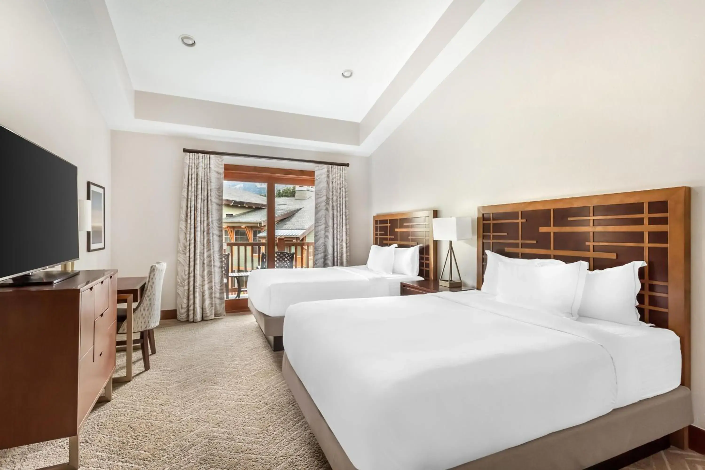 Premier Studio with One King or Two Queen Beds and Balcony in Hilton Grand Vacations Club Sunrise Lodge Park City Premier Studio with One King or Two Queen Beds and Balcony in Hilton Grand Vacations Club Sunrise Lodge Park City