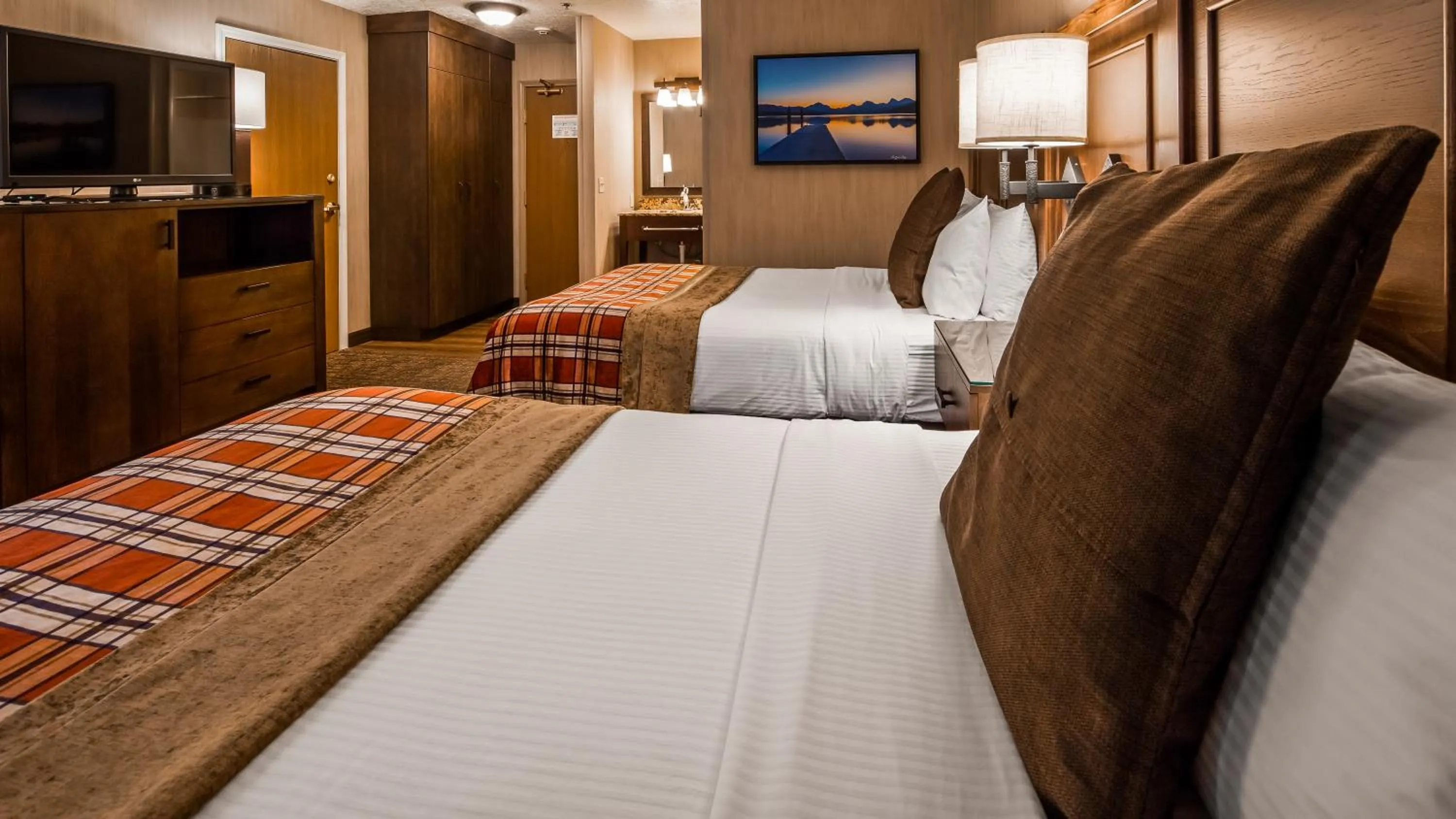 Bedroom, Bed in Best Western Plus Flathead Lake Inn and Suites