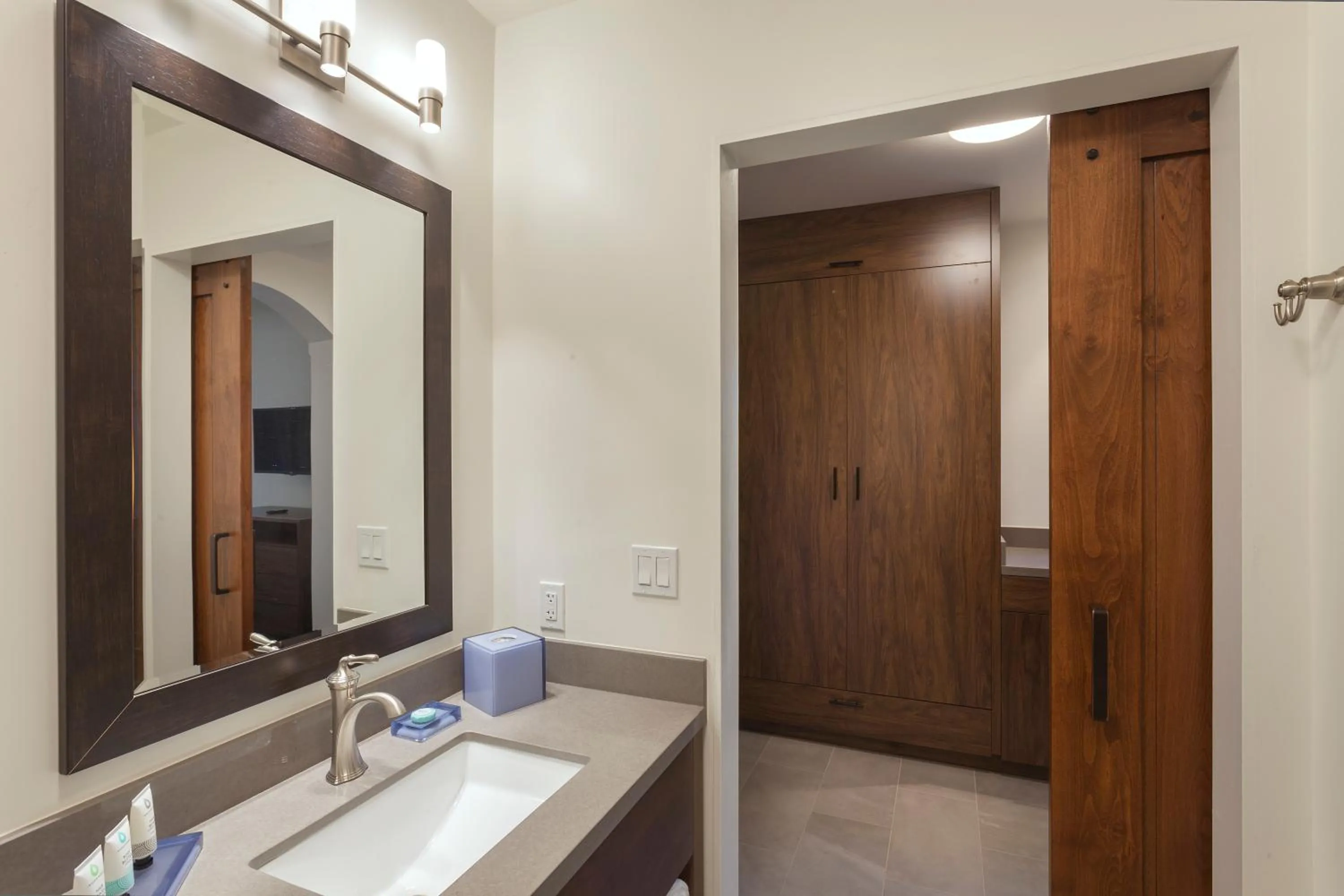 La Playa Inn Santa Barbara