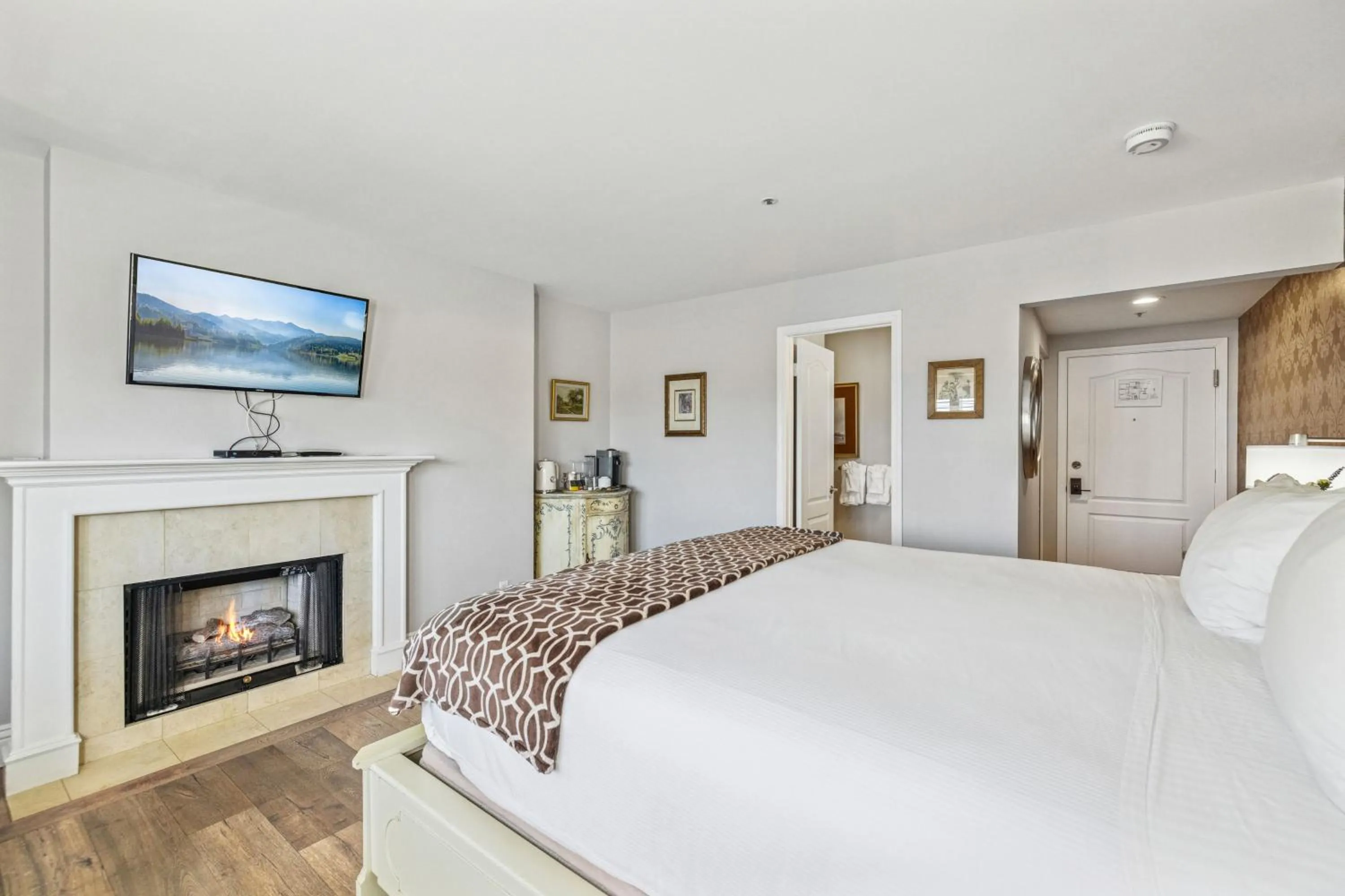 Bed in Mirabelle Inn