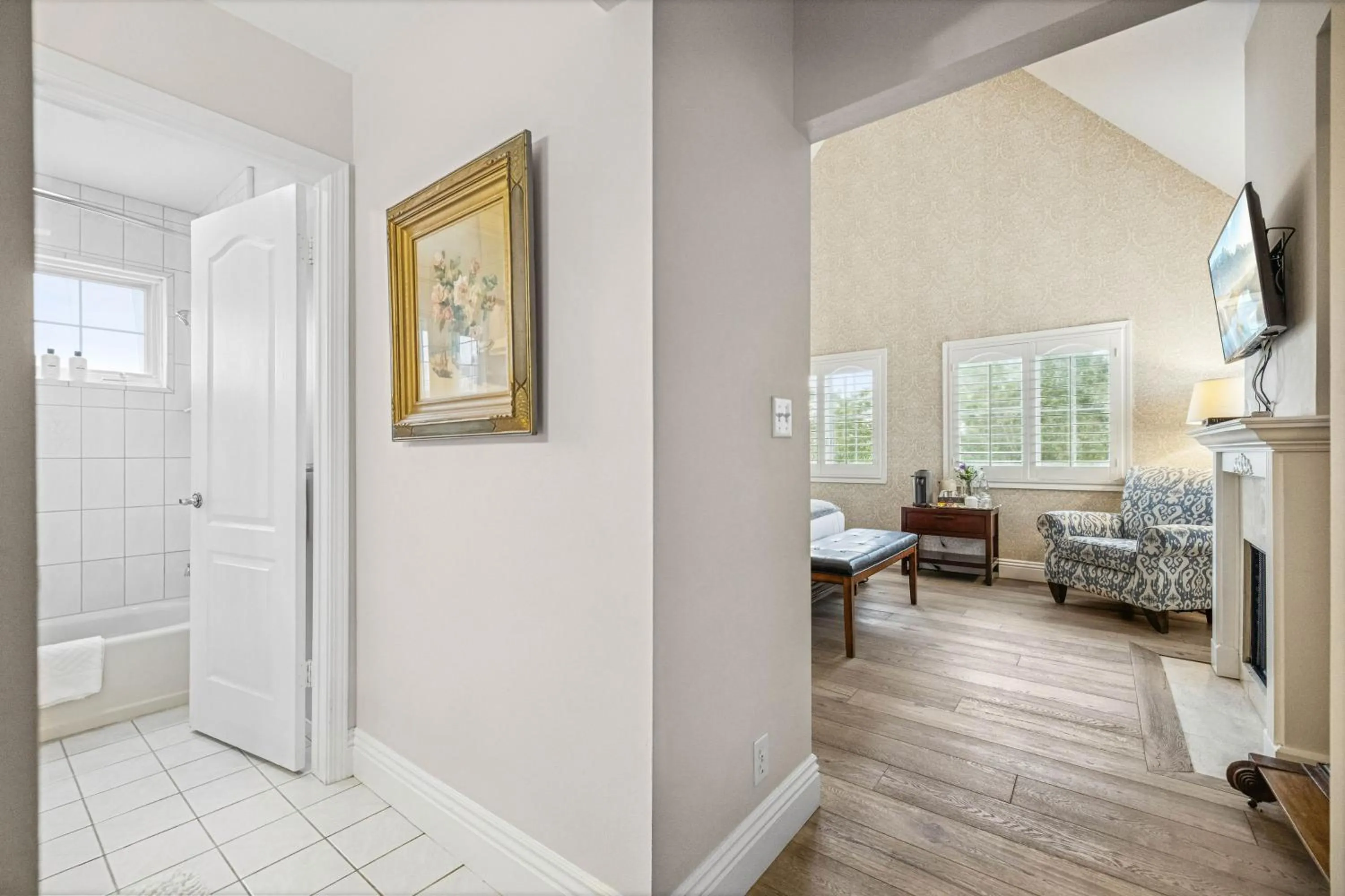 Photo of the whole room in Mirabelle Inn