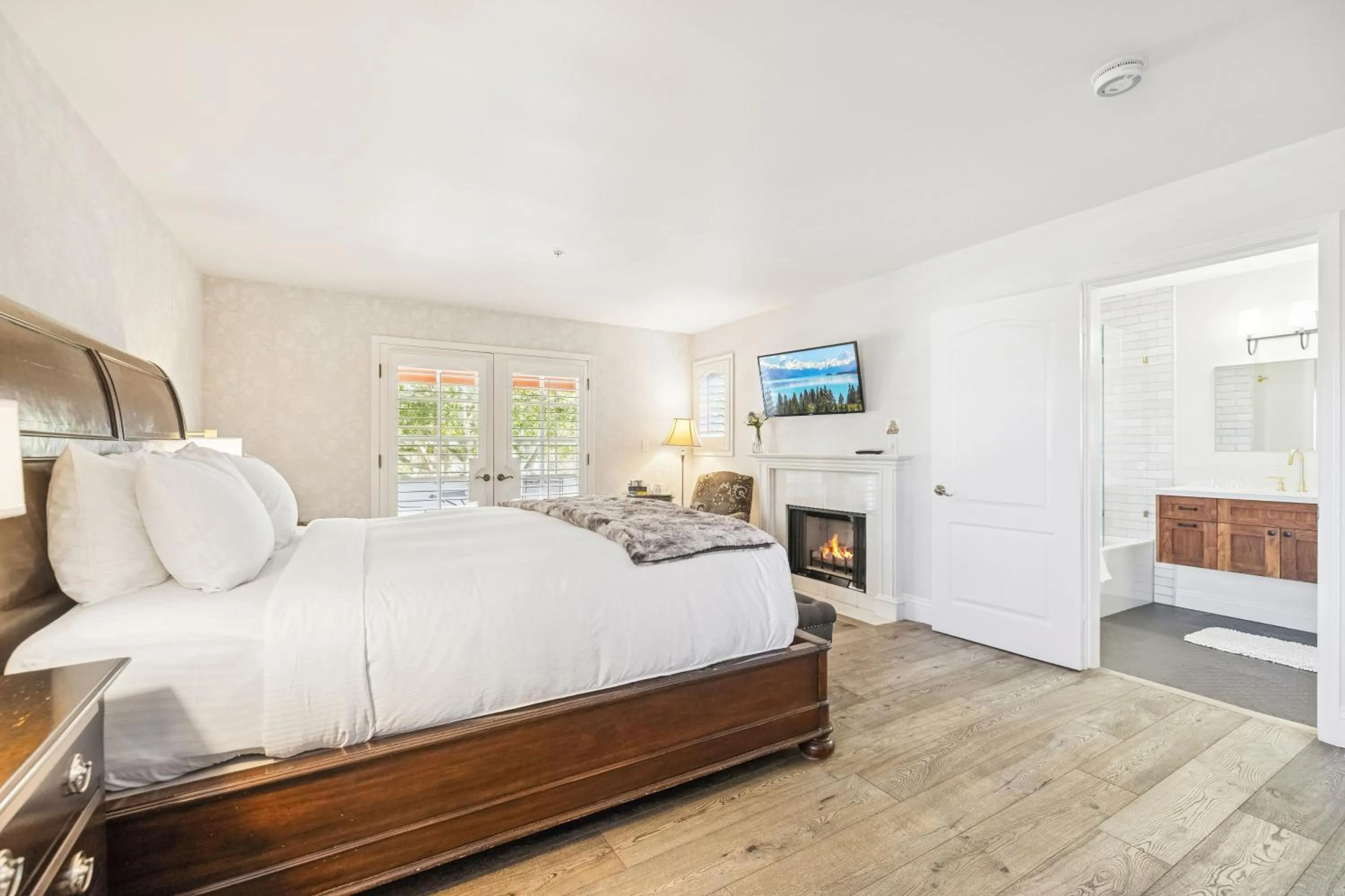 Bed in Mirabelle Inn