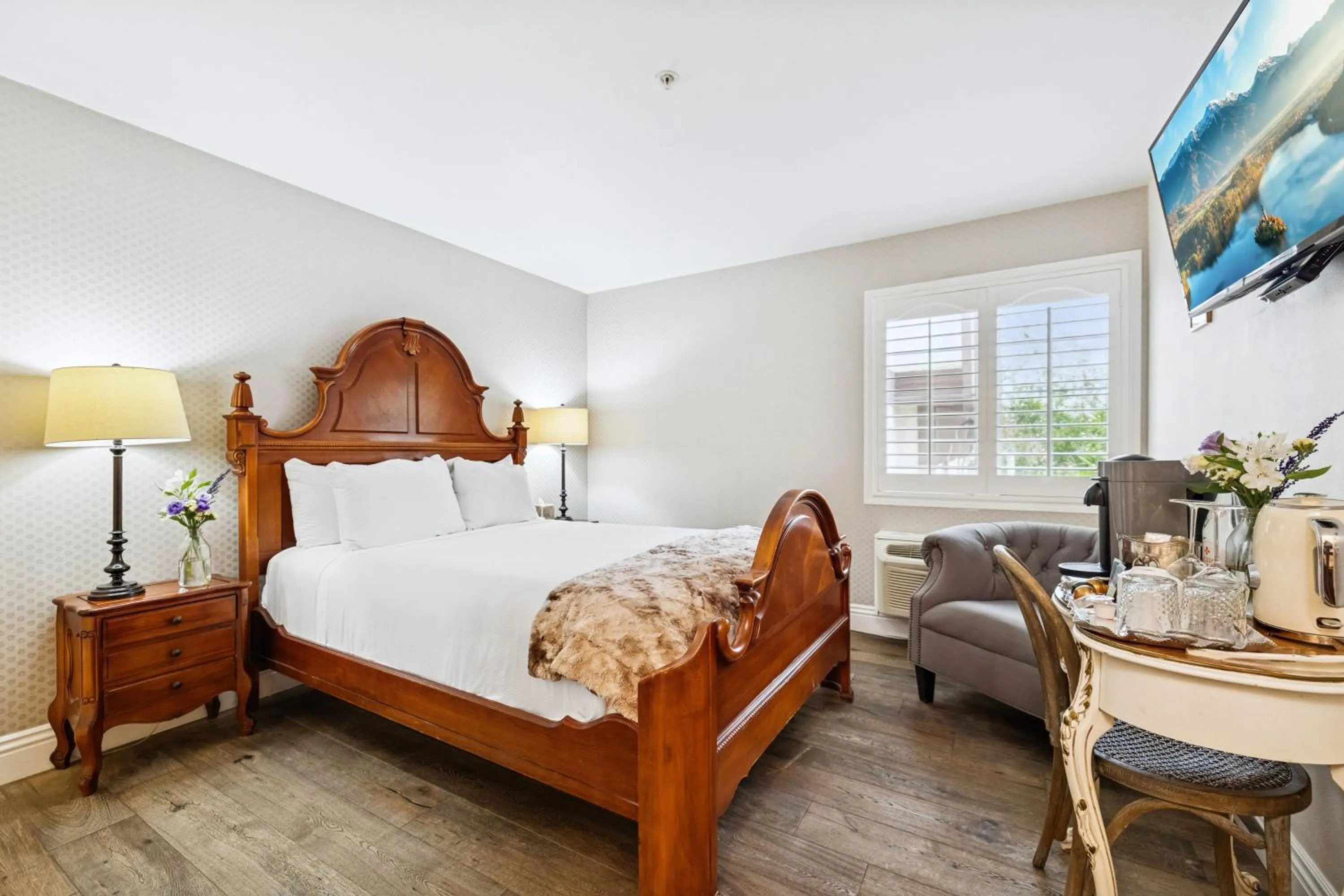 Bed in Mirabelle Inn