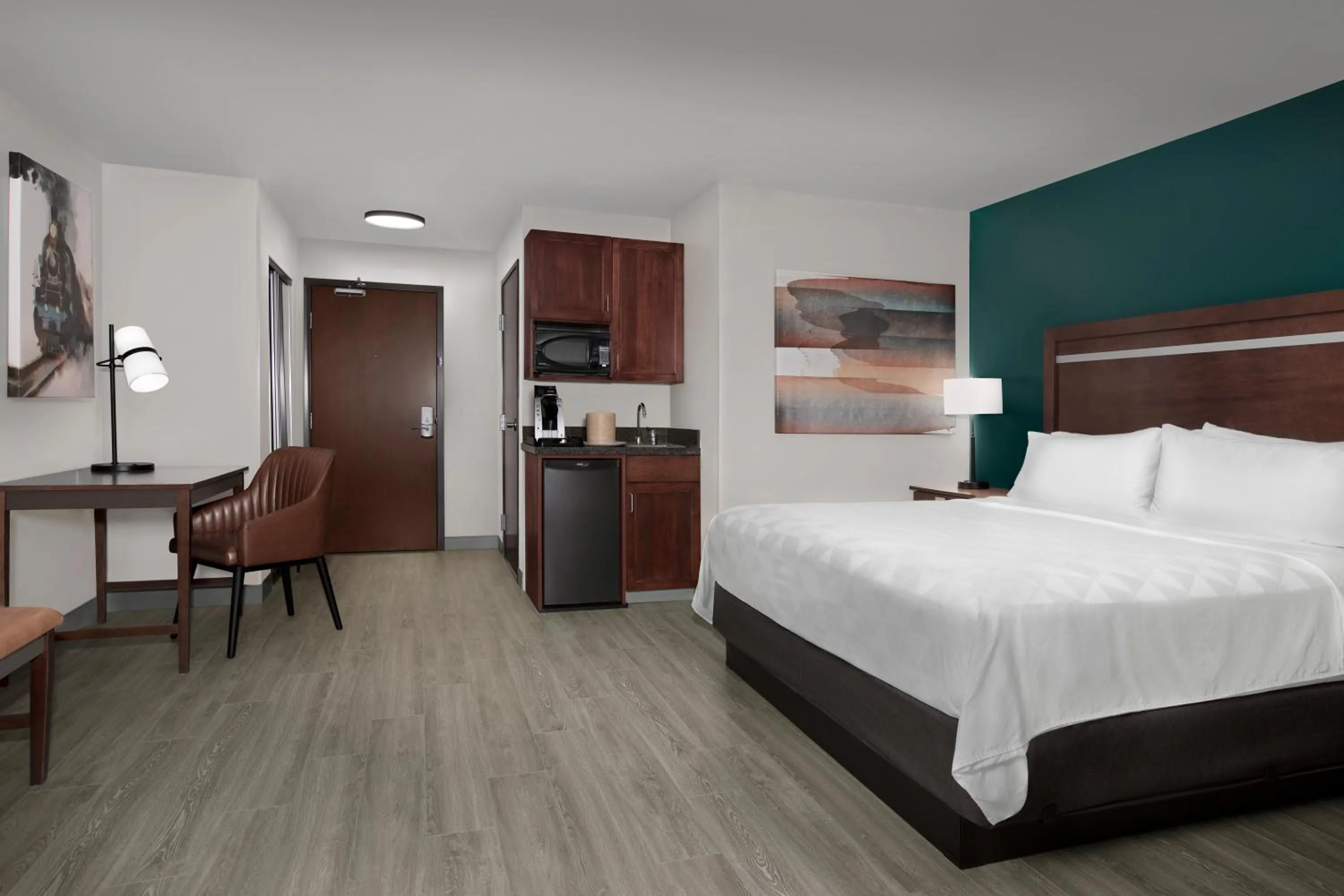 Bedroom, Bed in Holiday Inn & Suites Durango Downtown by IHG