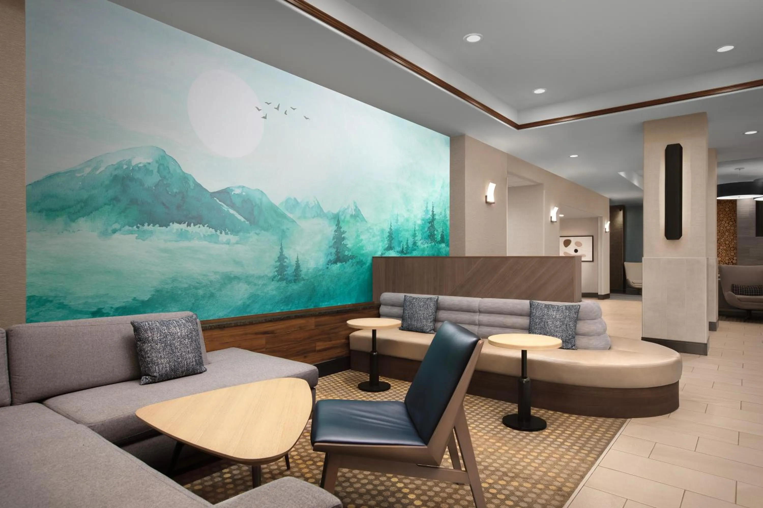 Lobby or reception in Holiday Inn & Suites Durango Downtown by IHG