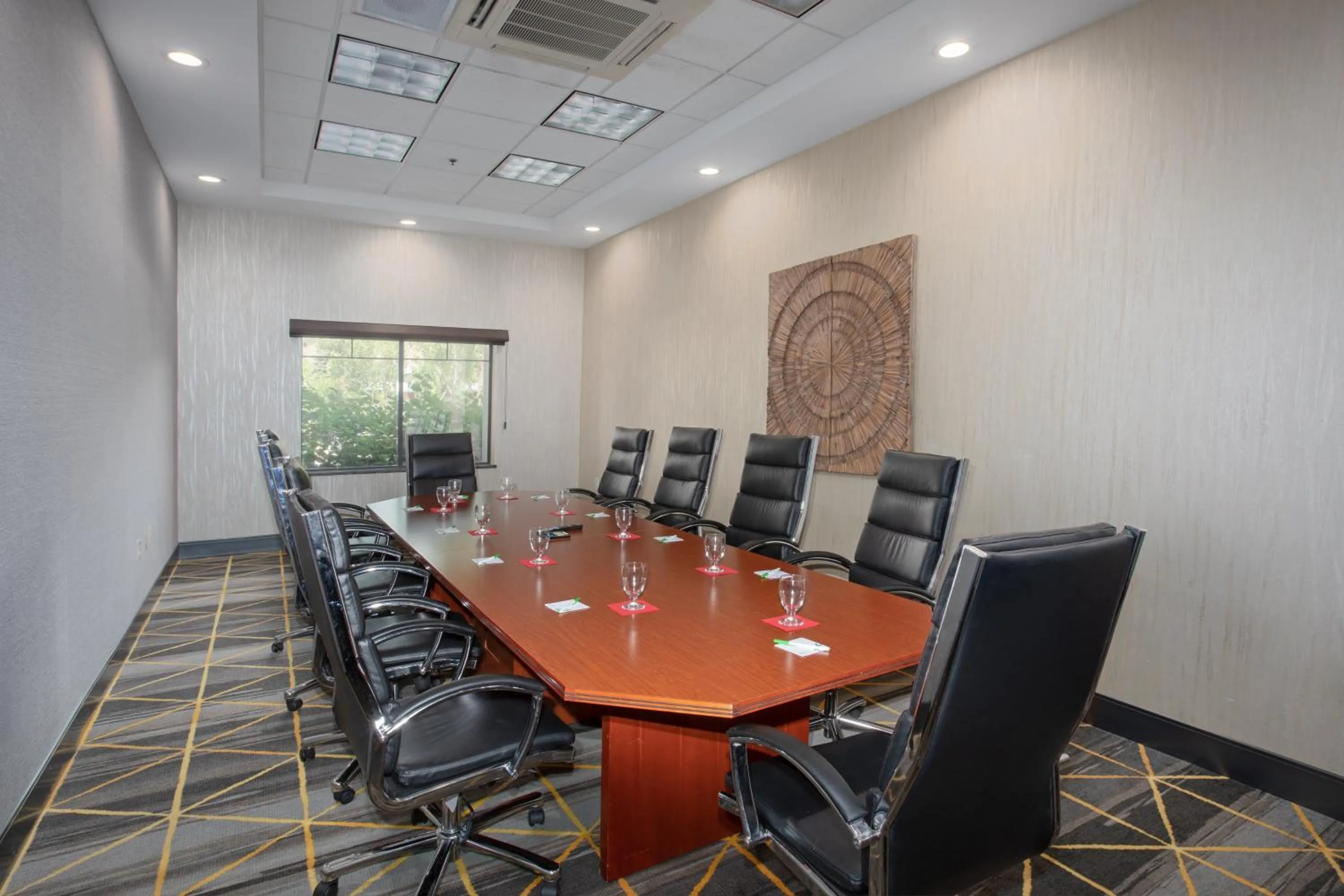Meeting/conference room in Holiday Inn & Suites Durango Downtown by IHG