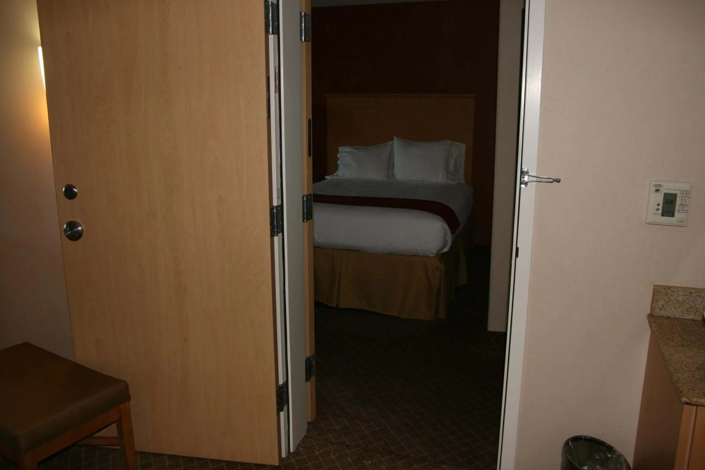 Photo of the whole room, Bed in Holiday Inn Express Stockton Southeast by IHG