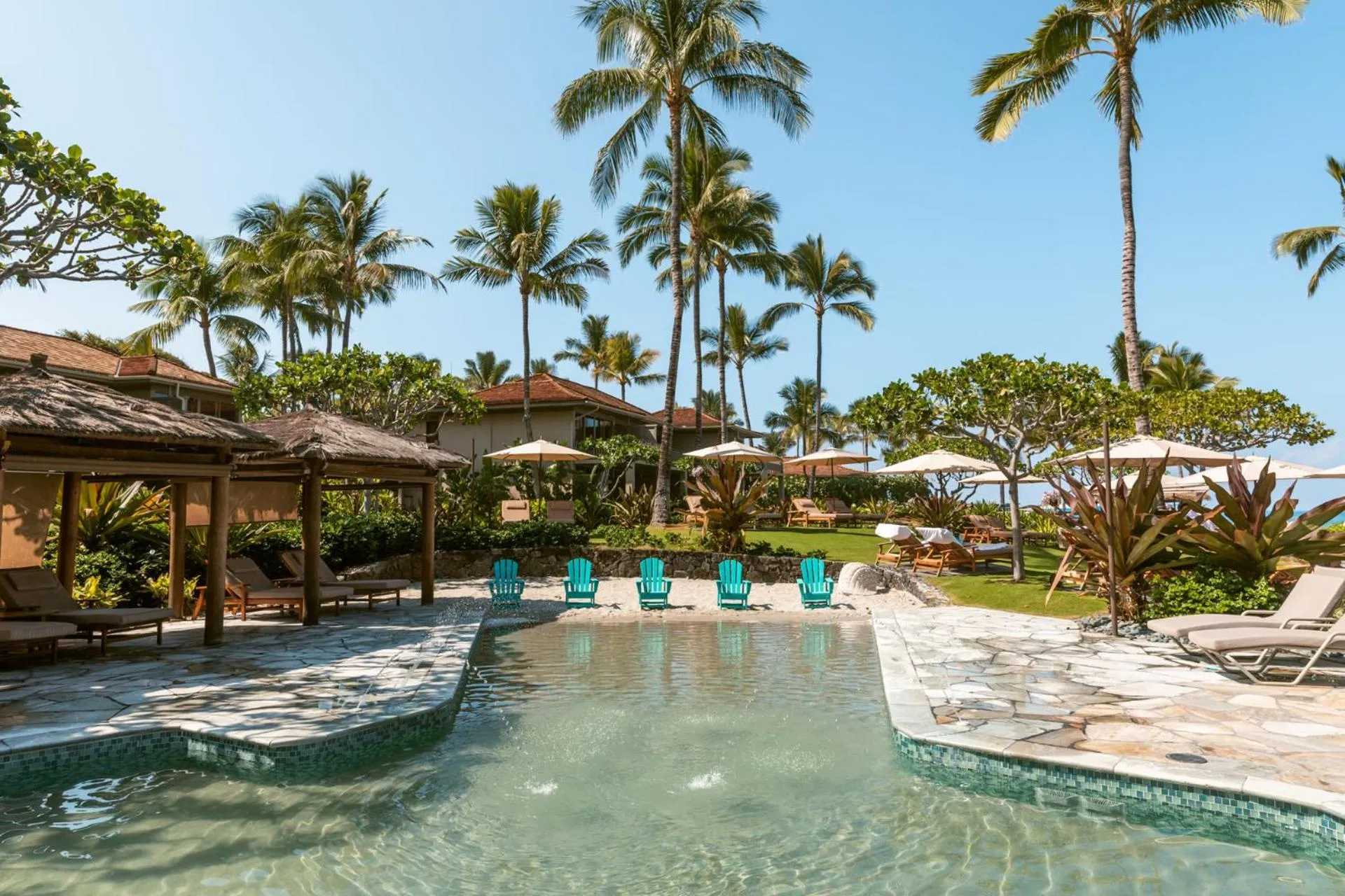 Swimming pool in Four Seasons Resort Hualalai