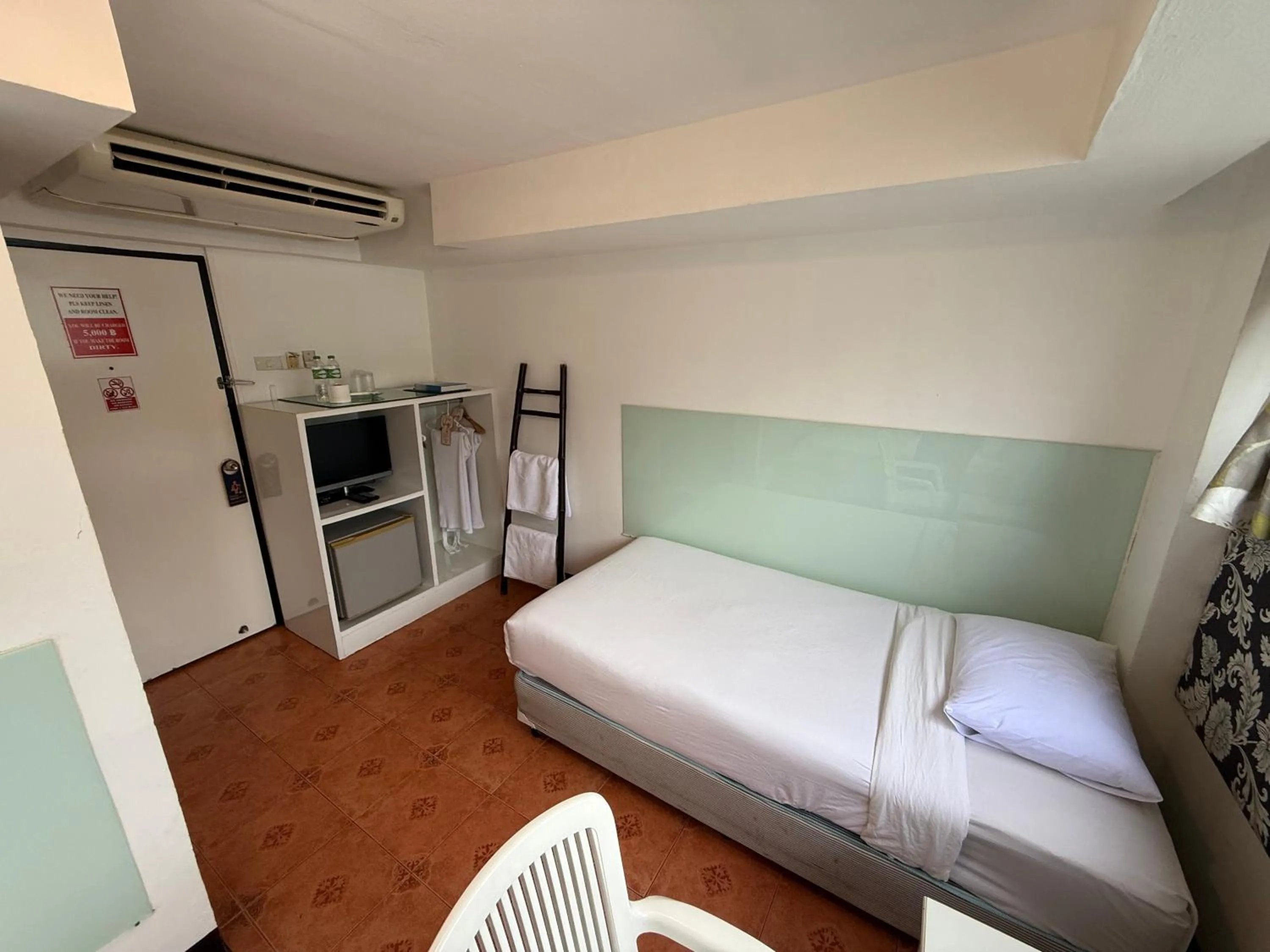 Bed in The Best Bangkok House