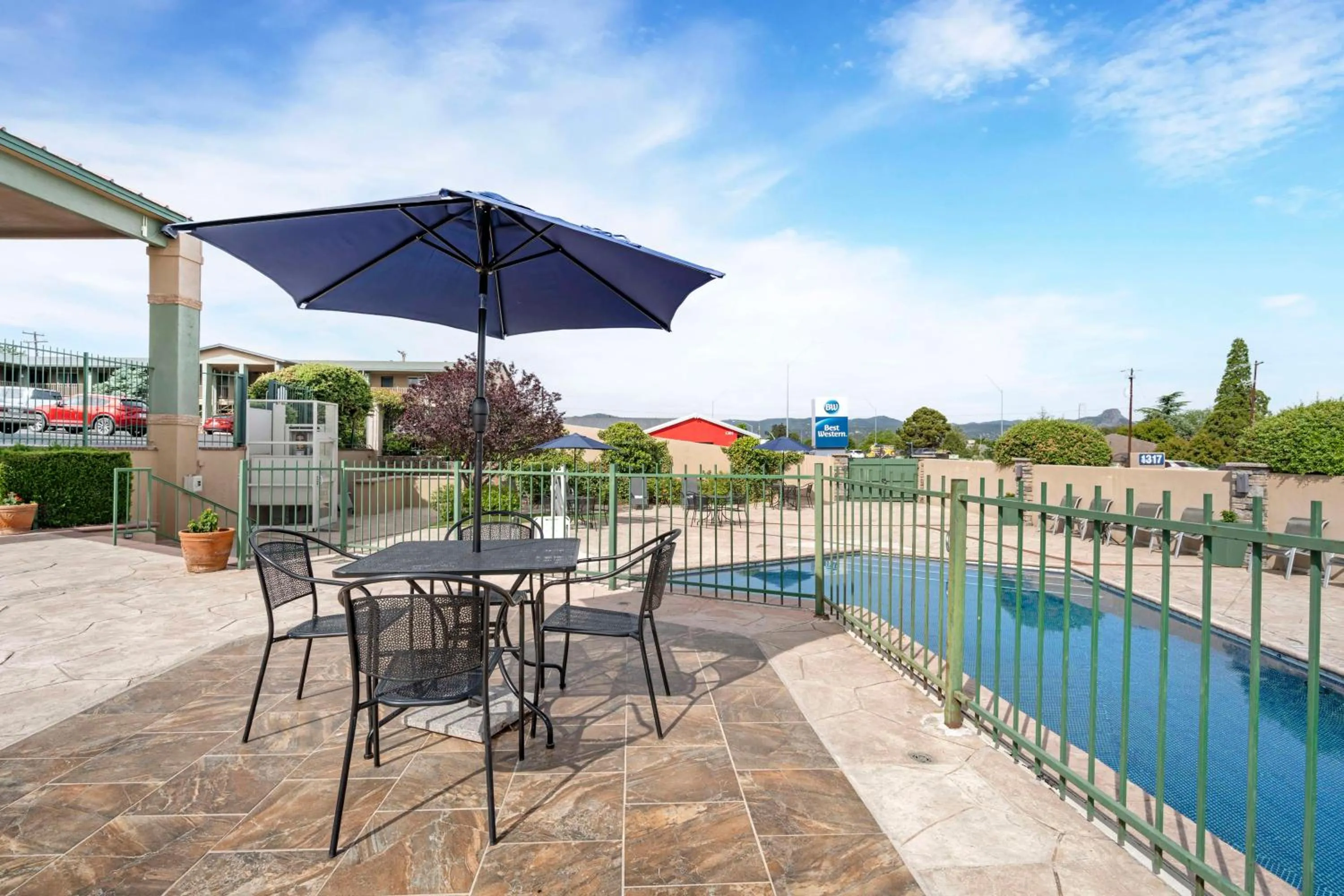 Pool view in Best Western Prescottonian