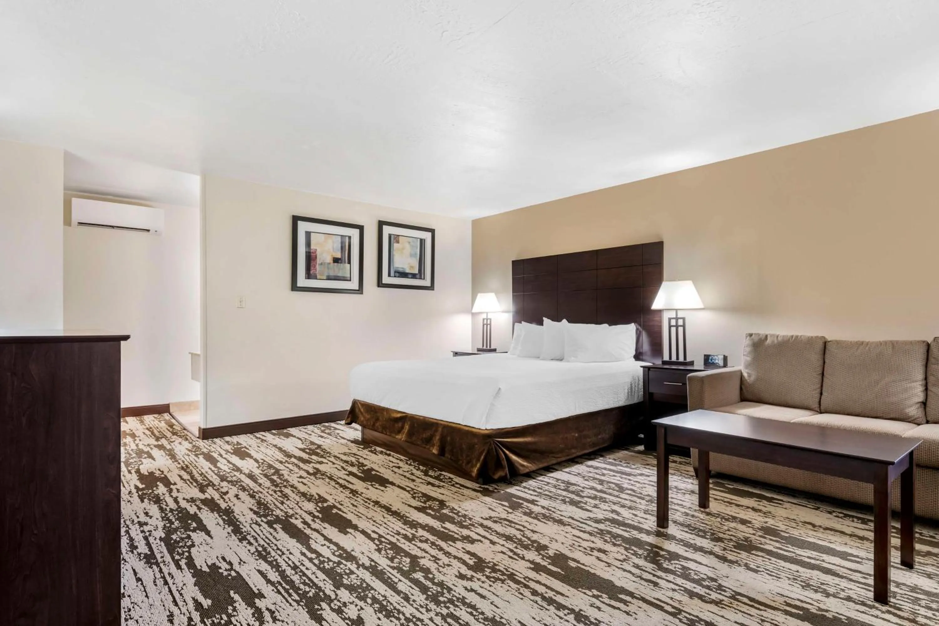 Bedroom, Bed in Best Western Prescottonian